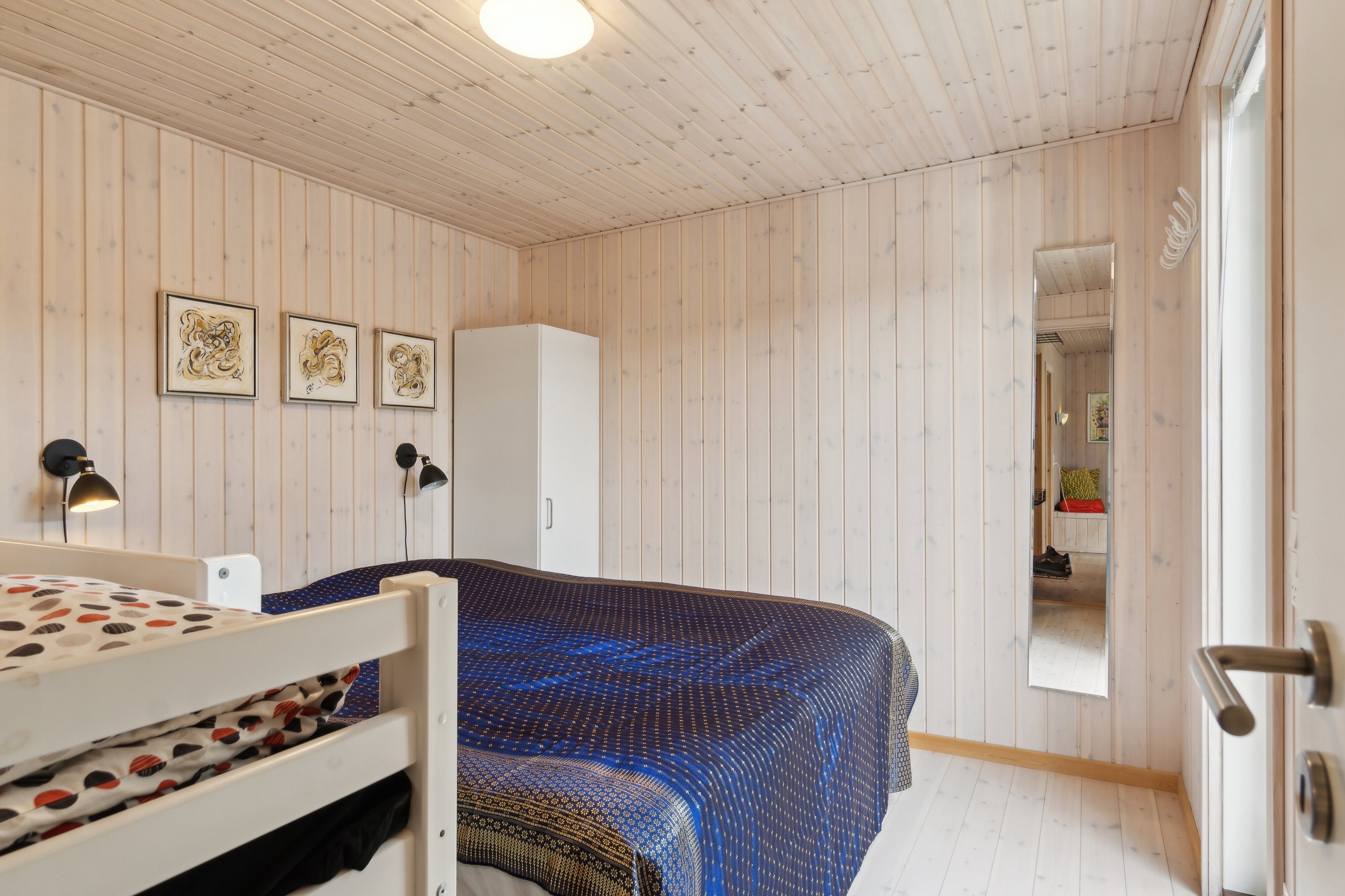 Fremhævet soveværelse billede i fuldskærmstilstand. Billede af Vibeengen 1, 4550 Asnæs