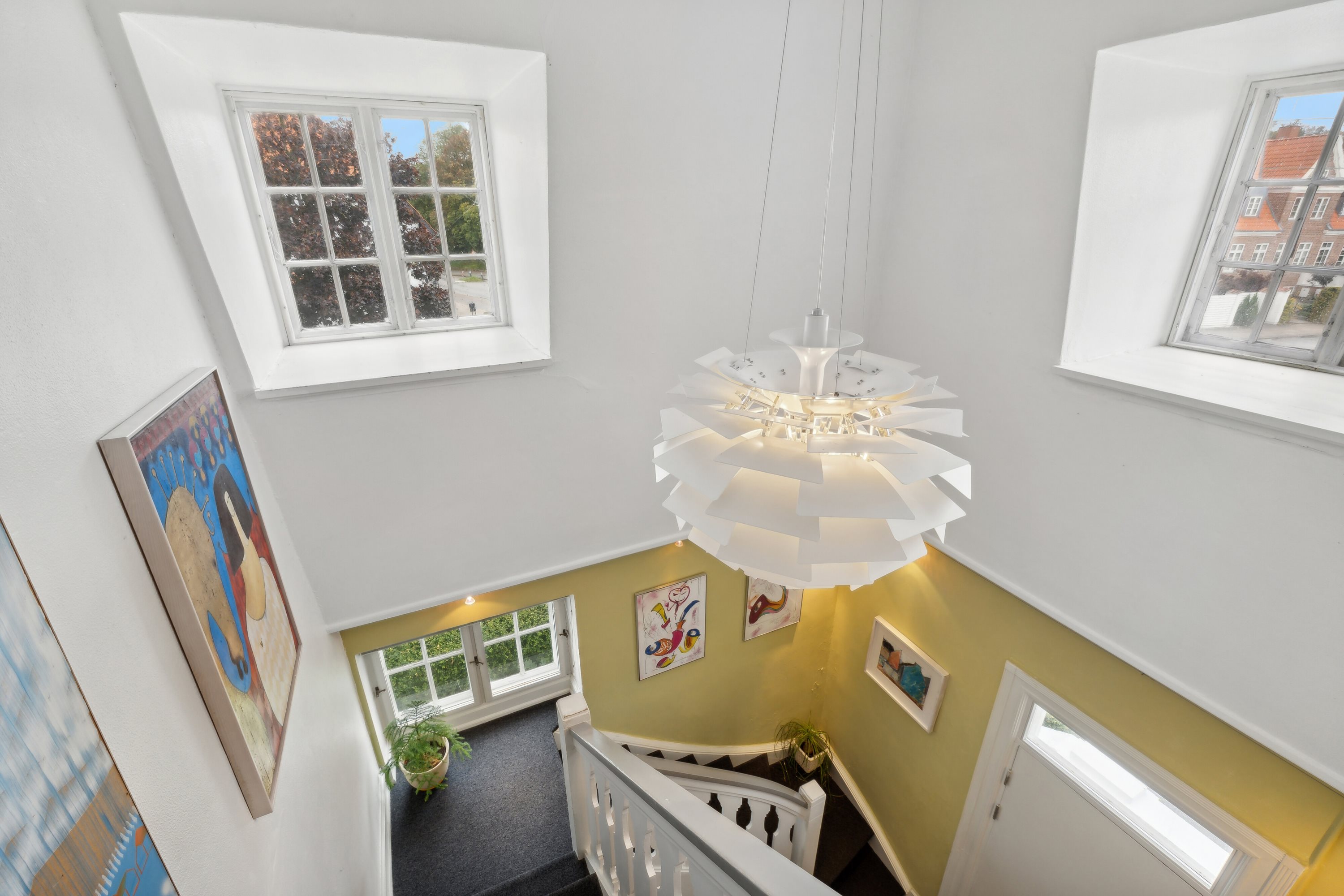 Fremhævet trappe billede i fuldskærmstilstand. Billede af Svanelundsvej 14, 9800 Hjørring