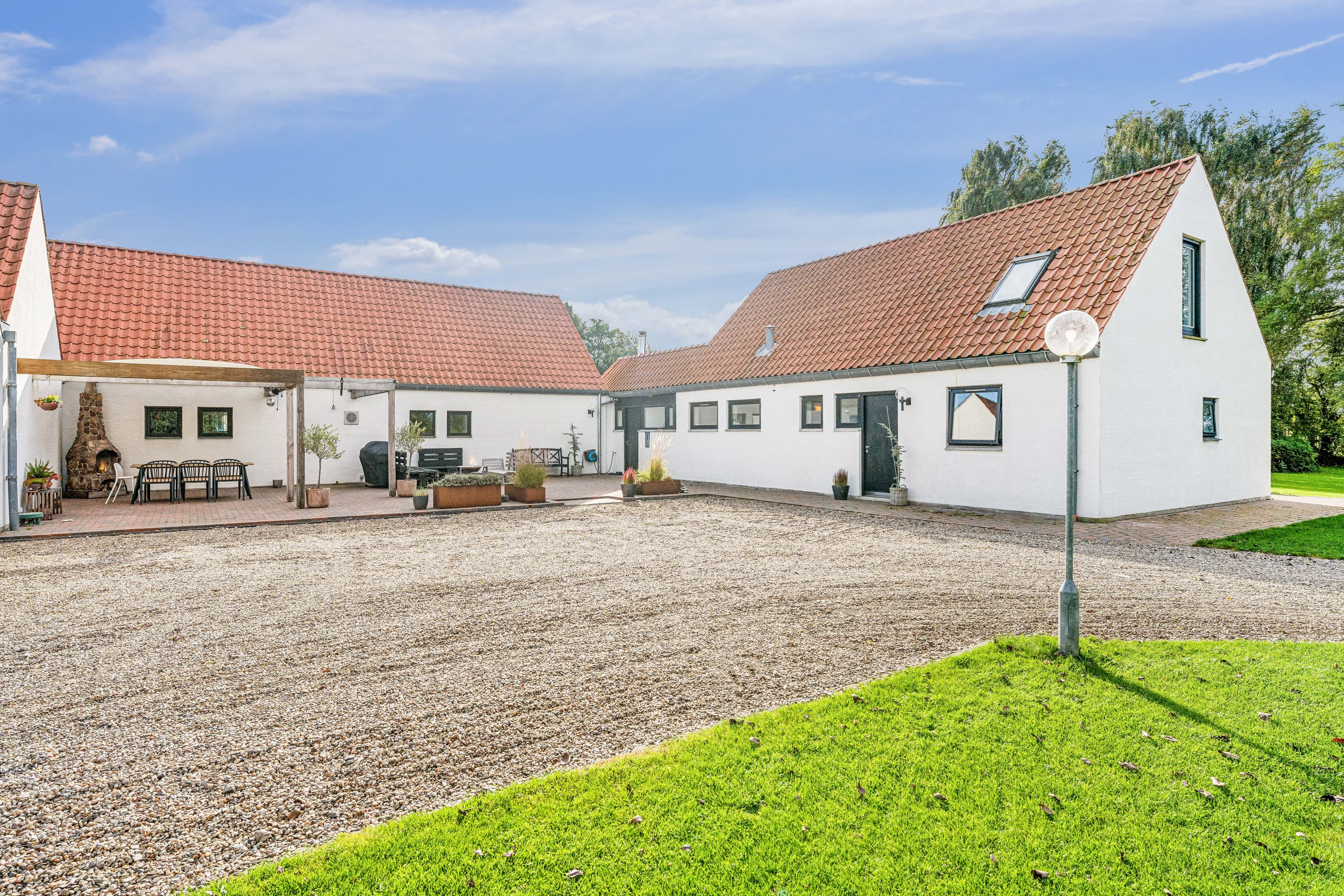 Fremhævet ejendom 1 billede i fuldskærmstilstand. Billede af Møllevej 7, Langskov, 8370 Hadsten