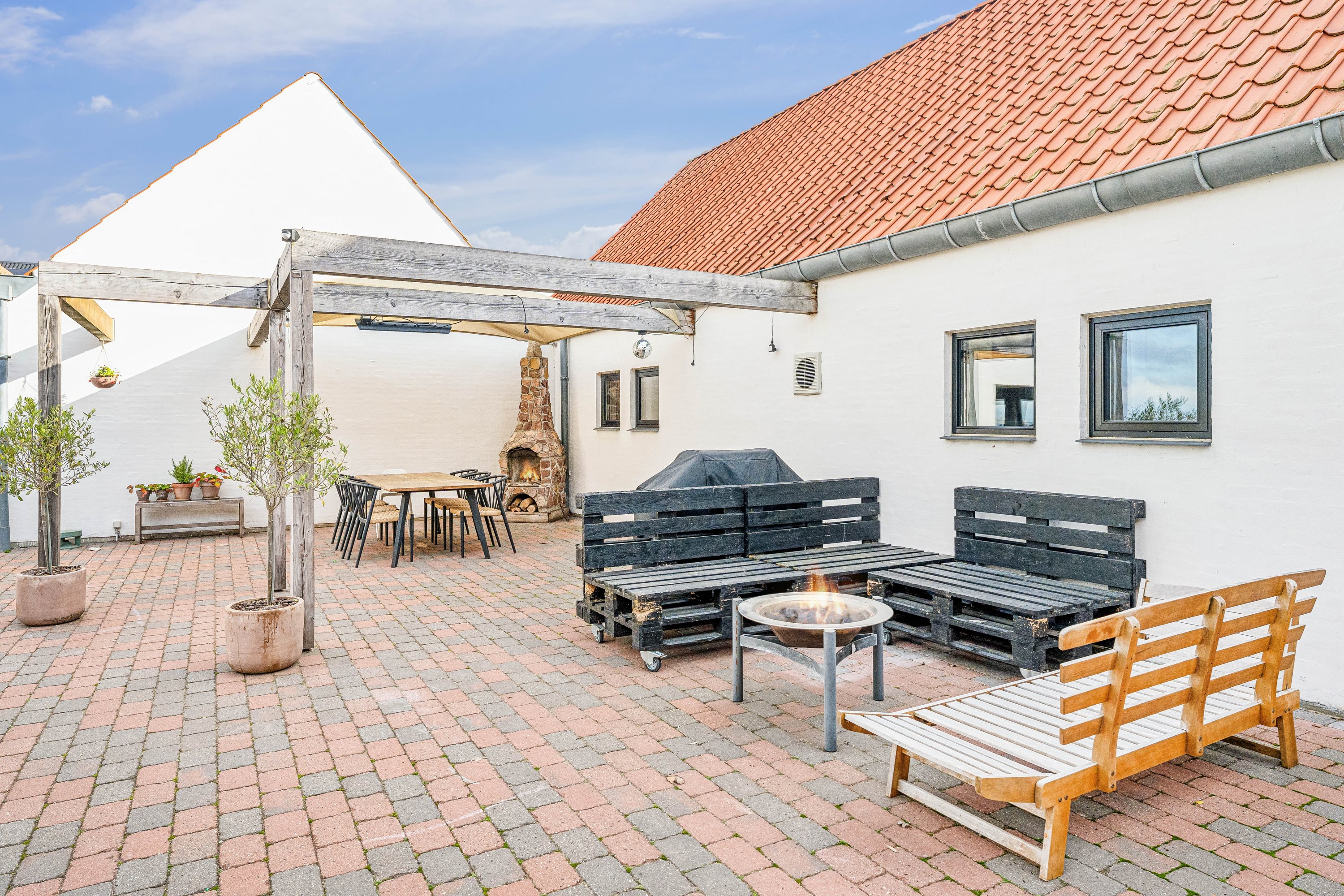 Fremhævet ejendom 1 billede i fuldskærmstilstand. Billede af Møllevej 7, Langskov, 8370 Hadsten