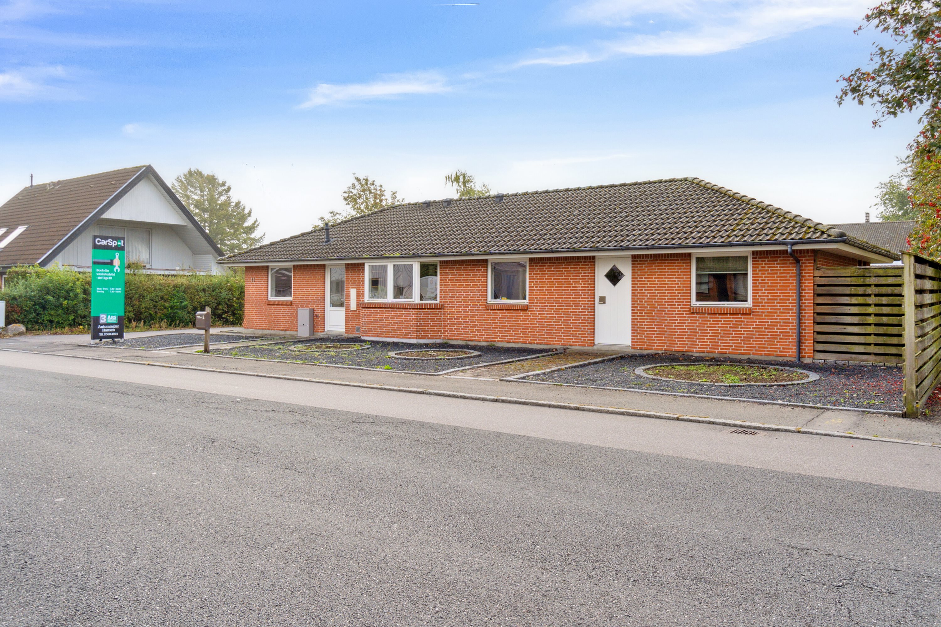 Fremhævet set fra vejen billede i fuldskærmstilstand. Billede af Karolinevej 11, 4200 Slagelse