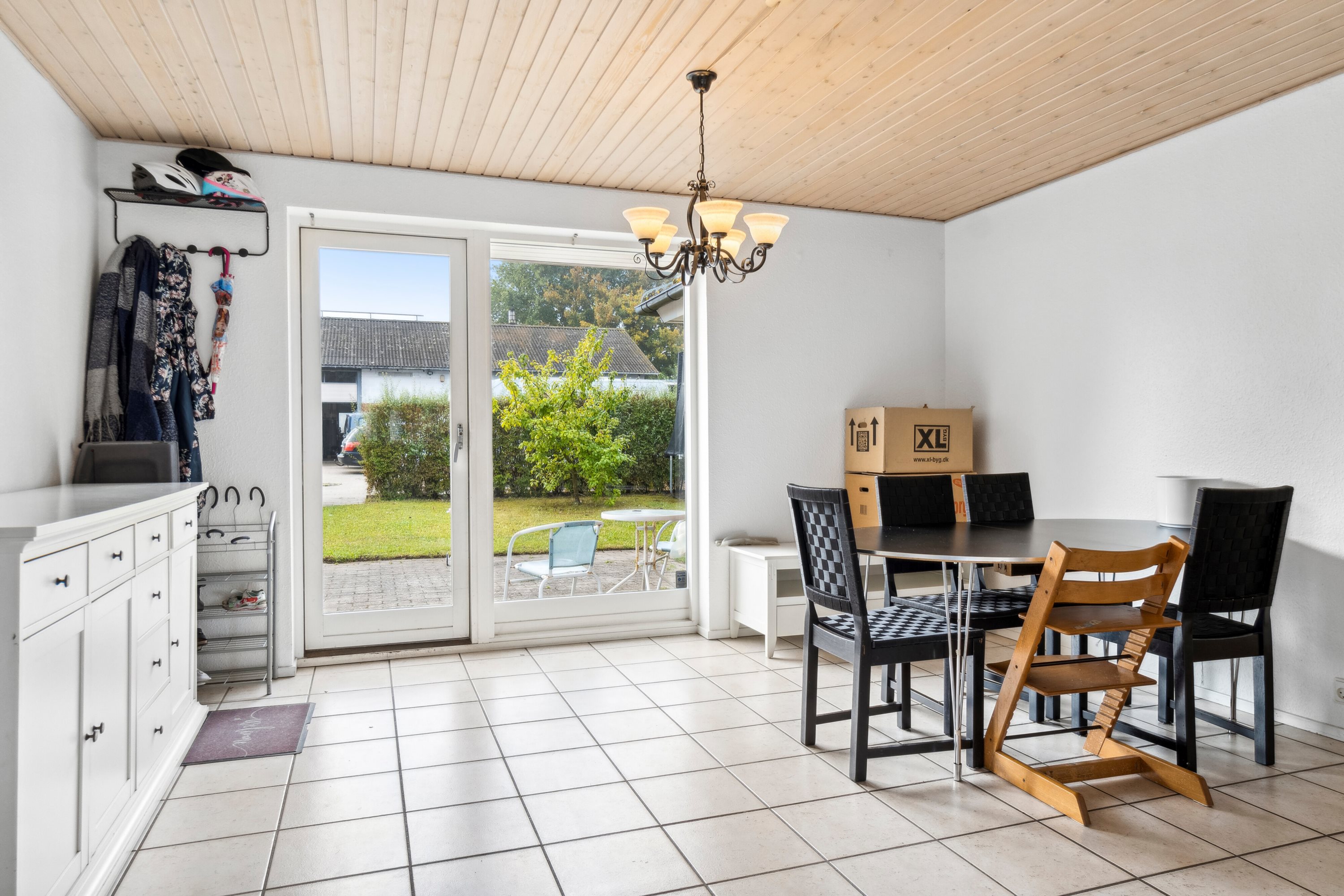 Fremhævet spisestue billede i fuldskærmstilstand. Billede af Karolinevej 11, 4200 Slagelse