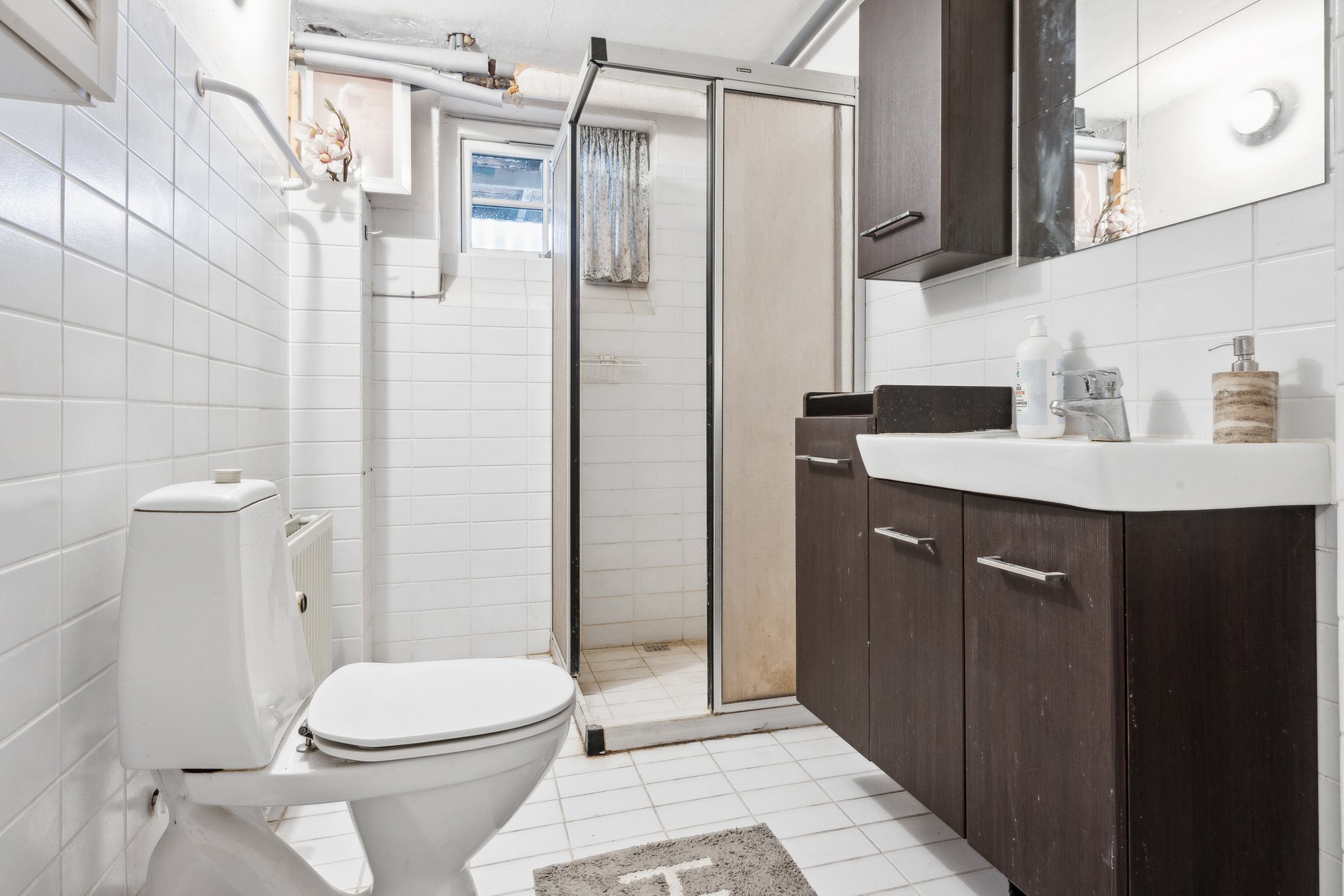 Fremhævet badeværelse billede i fuldskærmstilstand. Billede af Tordenskjoldsvej 13, 3000 Helsingør