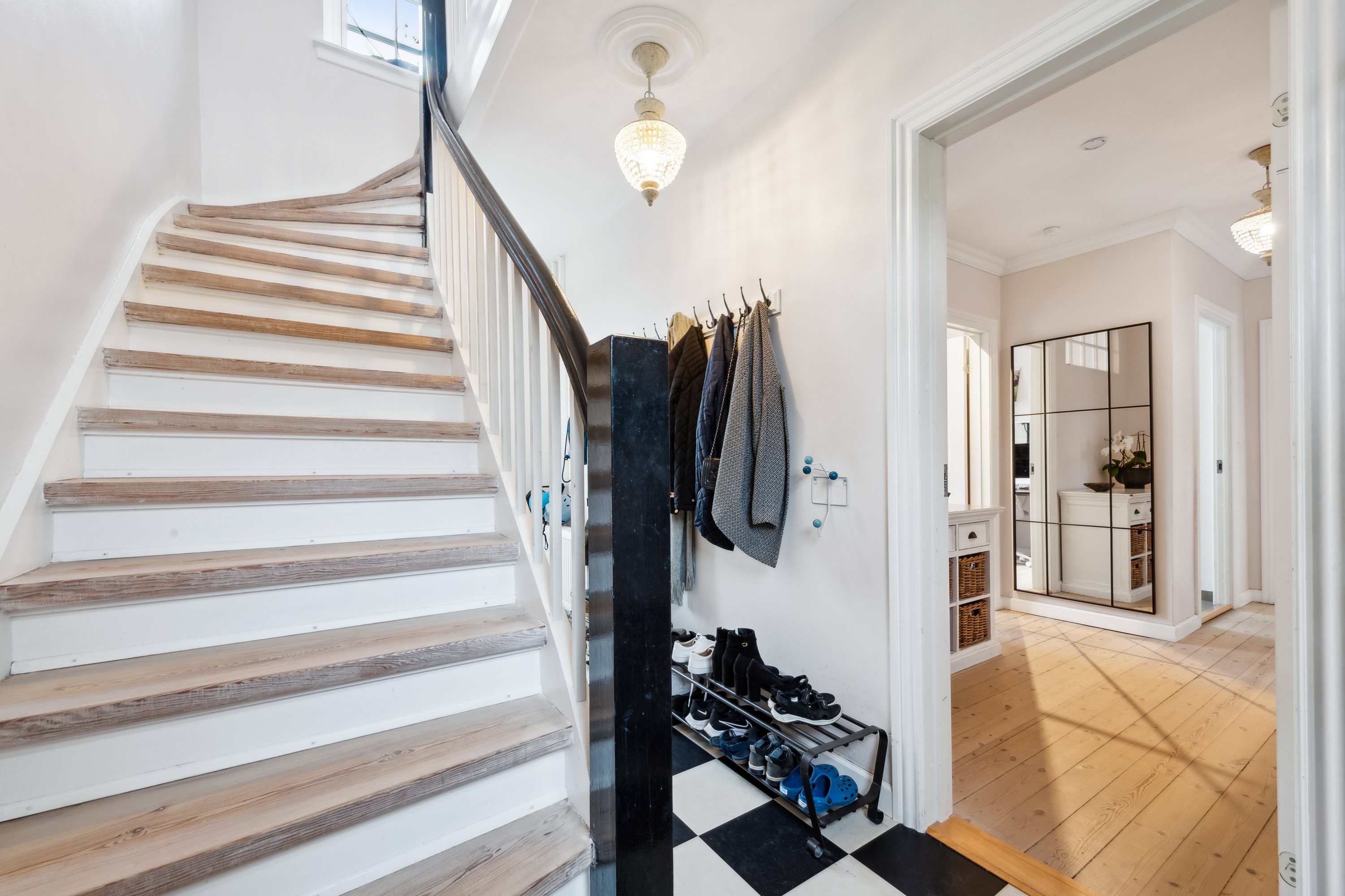 Fremhævet trappe billede i fuldskærmstilstand. Billede af Tordenskjoldsvej 13, 3000 Helsingør