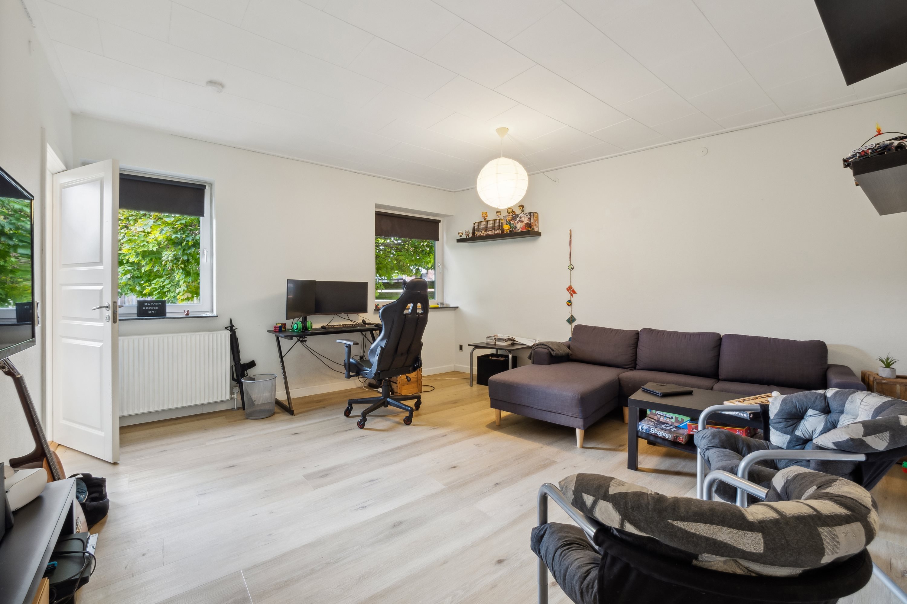 Fremhævet stue billede i fuldskærmstilstand. Billede af Emilievej 25, 7900 Nykøbing M