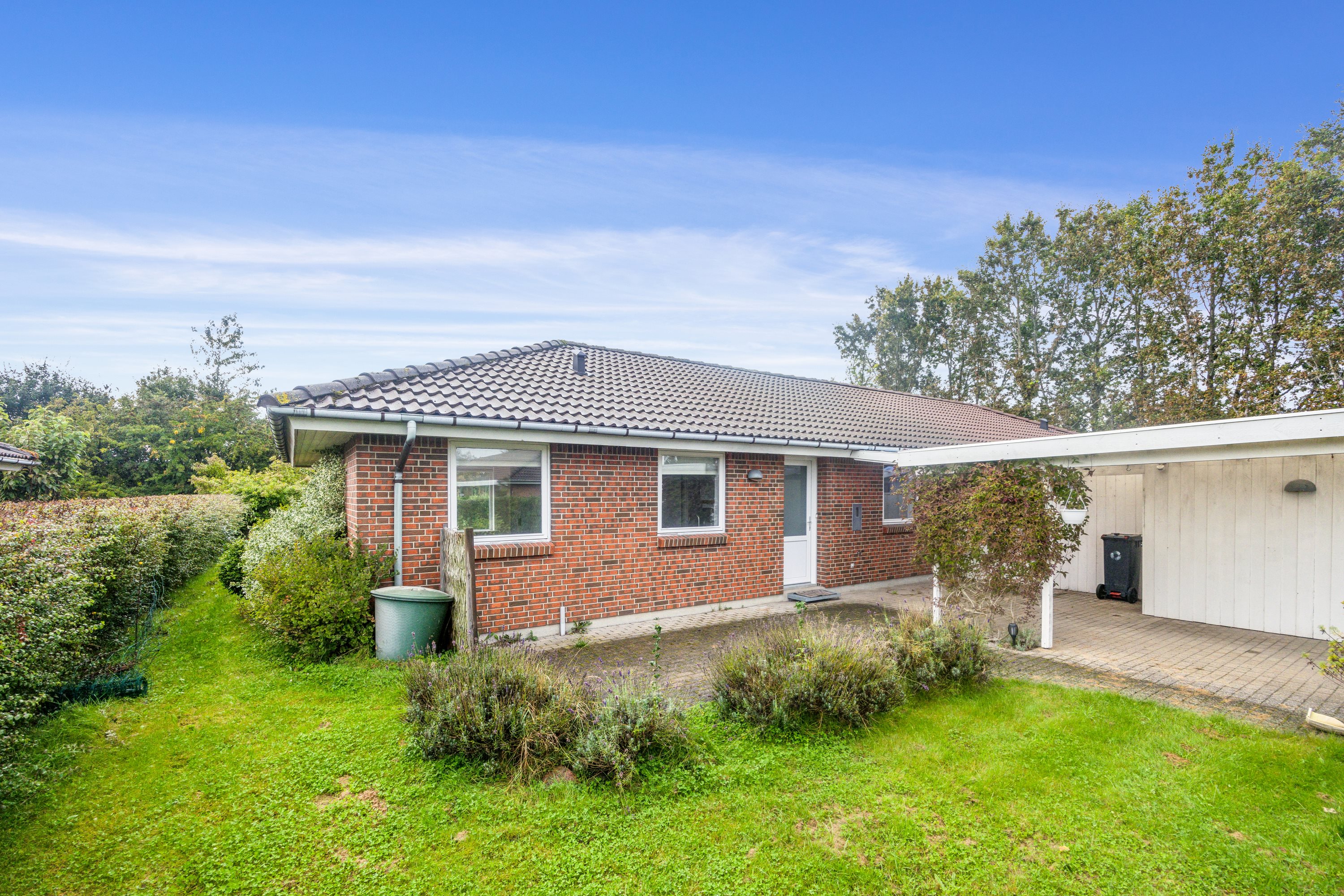 Fremhævet ejendom 1 billede i fuldskærmstilstand. Billede af Haslundparken 9, Vester Hassing, 9310 Vodskov