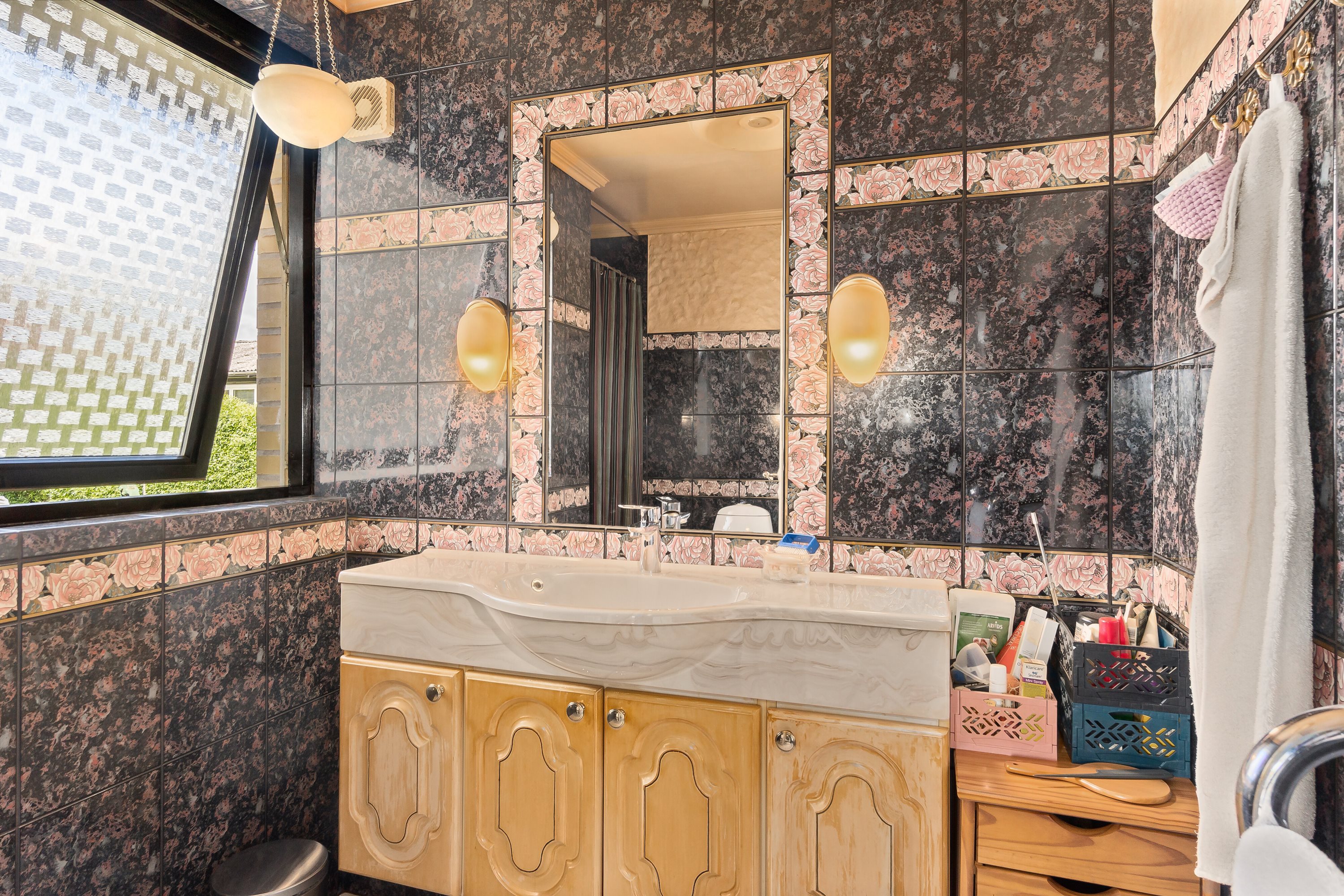 Fremhævet badeværelse billede i fuldskærmstilstand. Billede af Rødhøjvej 8, Svenstrup, 4220 Korsør