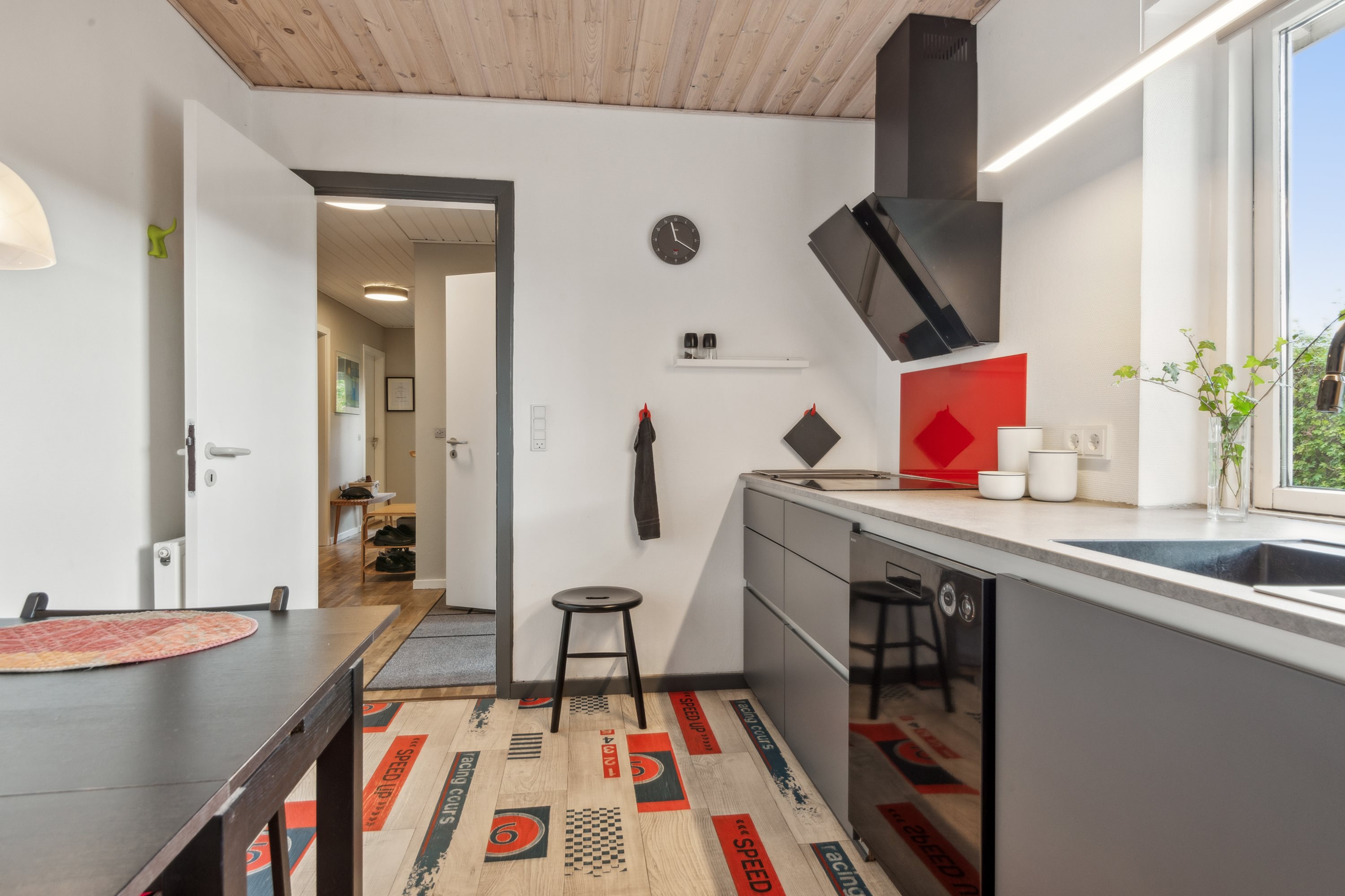 Miniaturebillede 2: køkken. Billede af Mylius Erichsens Vej 21, Gug, 9210 Aalborg SØ