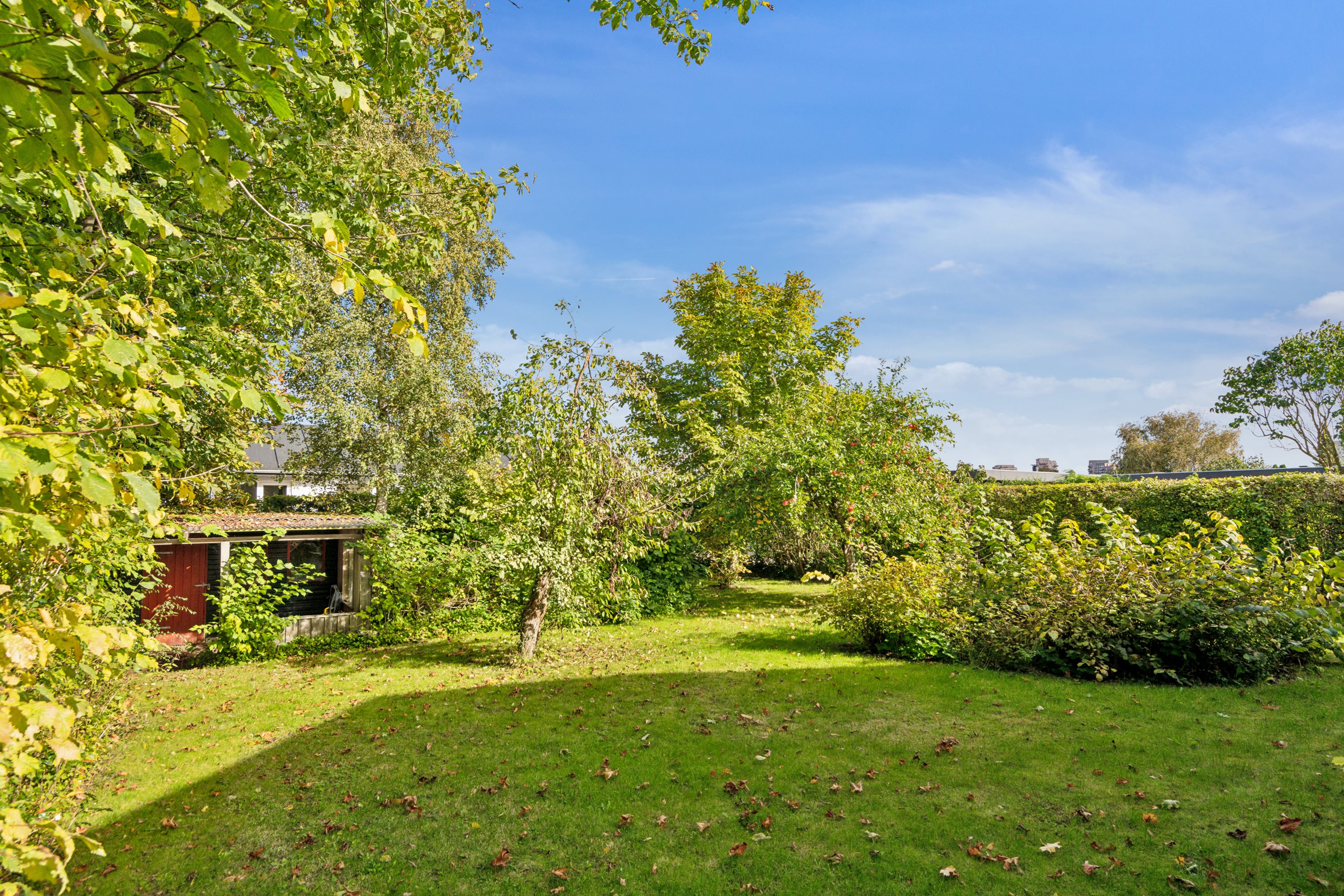 Fremhævet have billede i fuldskærmstilstand. Billede af Mylius Erichsens Vej 21, Gug, 9210 Aalborg SØ