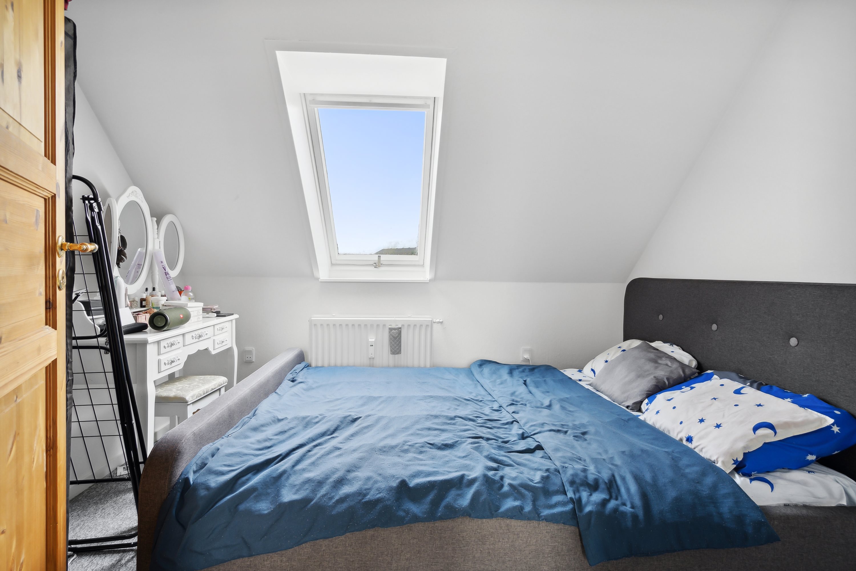 Fremhævet soveværelse billede i fuldskærmstilstand. Billede af Vestbygade 7A-D, Haverslev, 9610 Nørager