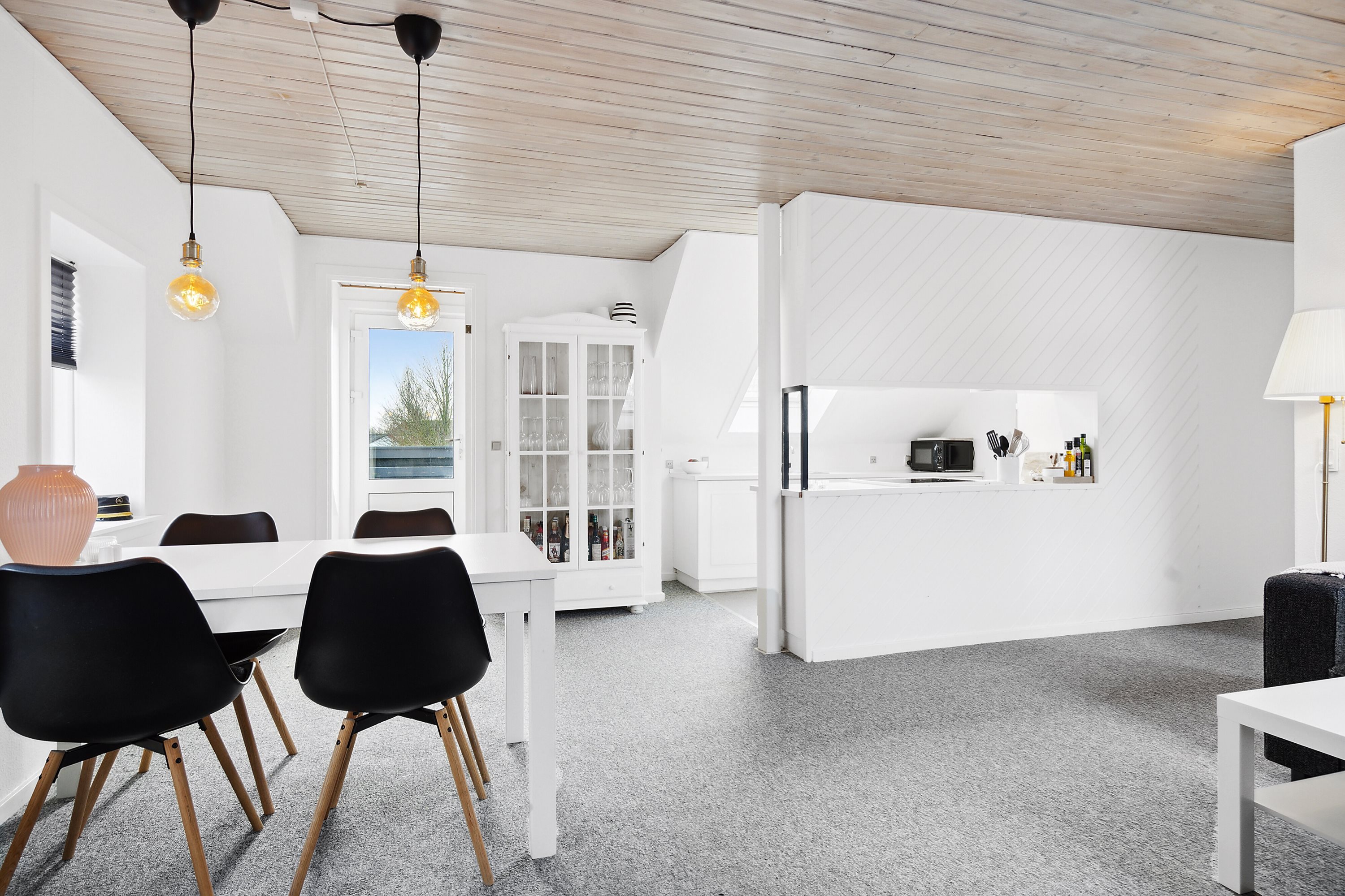 Fremhævet spisestue billede i fuldskærmstilstand. Billede af Vestbygade 9A-D, Haverslev, 9610 Nørager