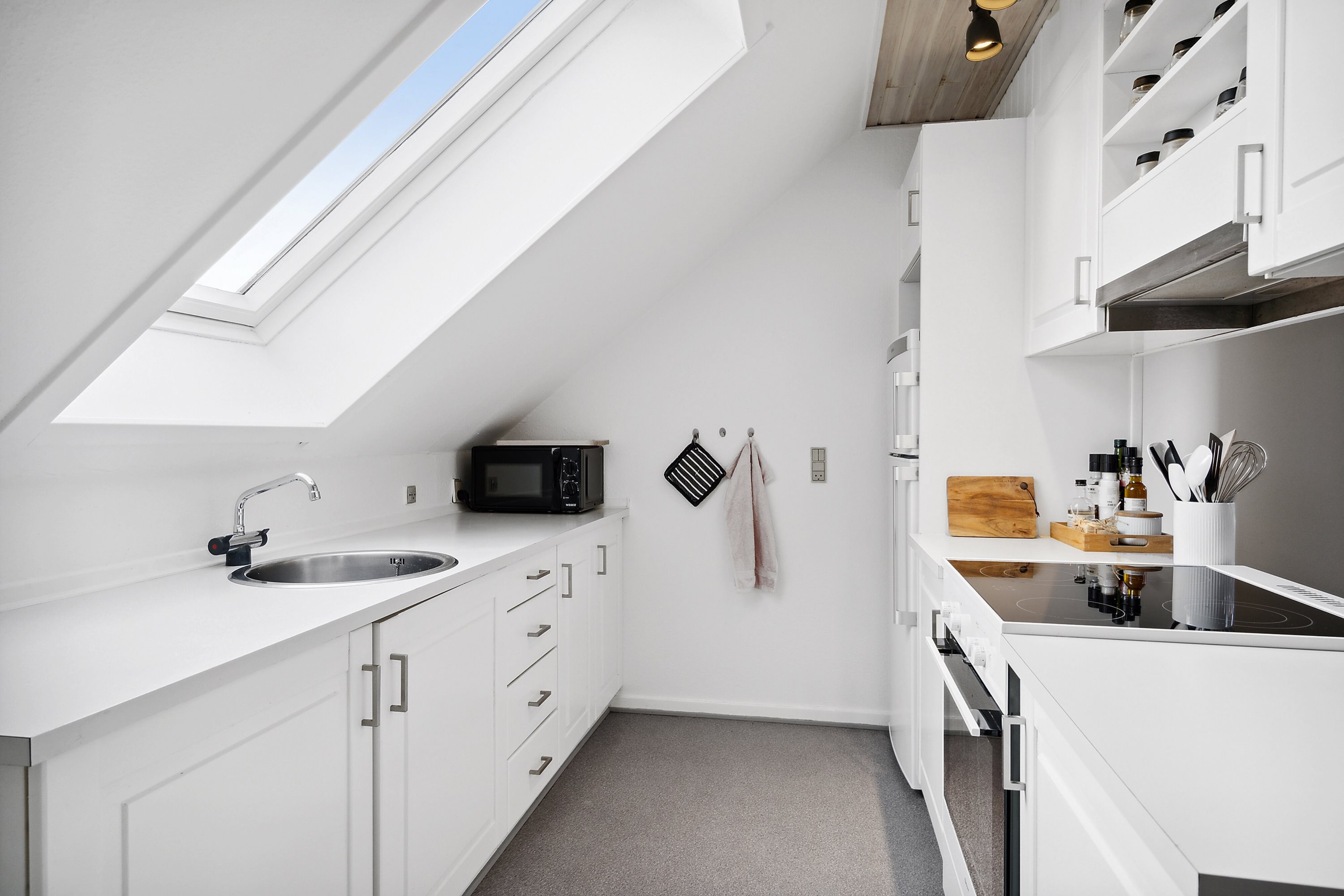 Fremhævet køkken billede i fuldskærmstilstand. Billede af Vestbygade 9A-D, Haverslev, 9610 Nørager