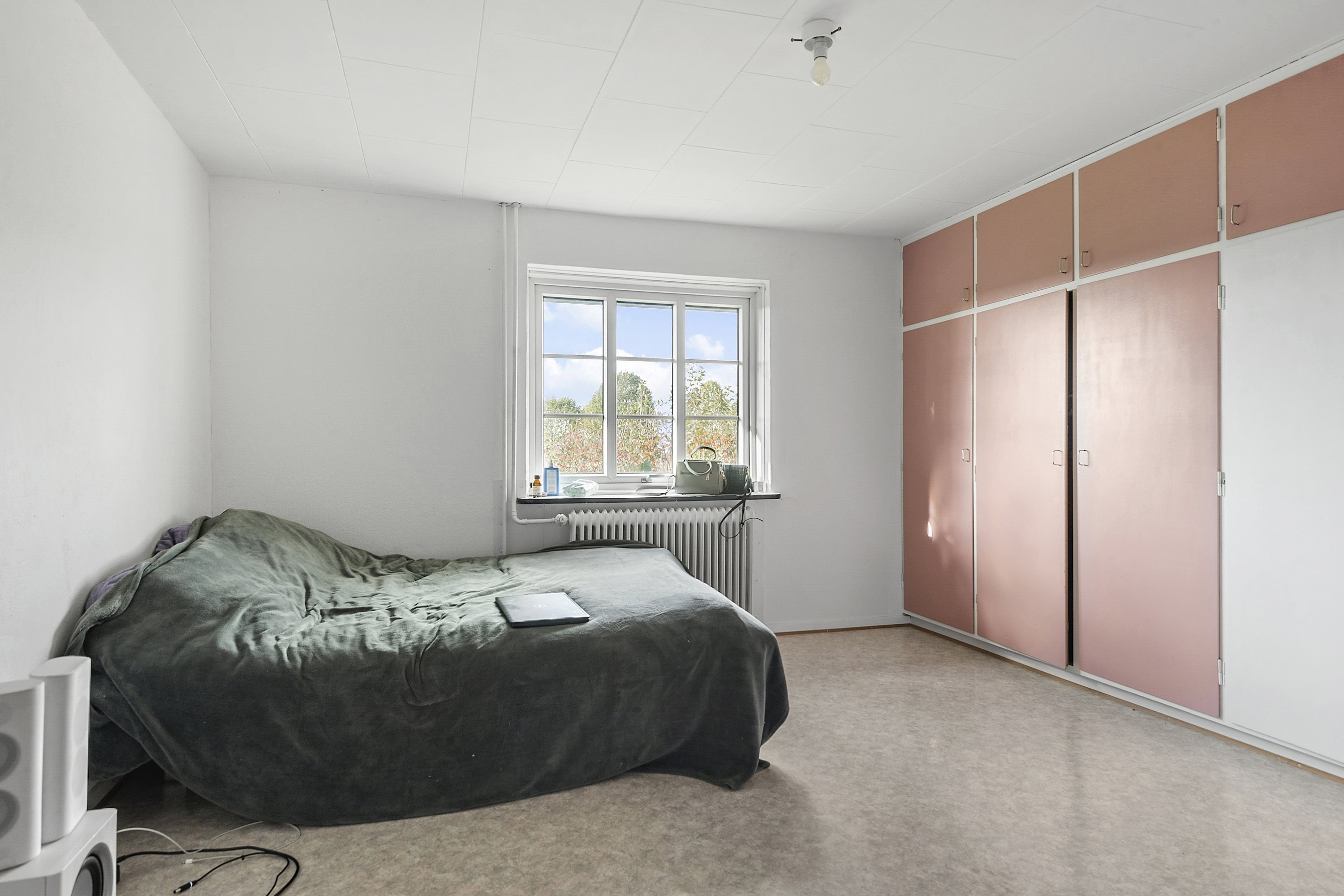 Fremhævet soveværelse billede i fuldskærmstilstand. Billede af Fenstenvej 27, Fensten, 8300 Odder