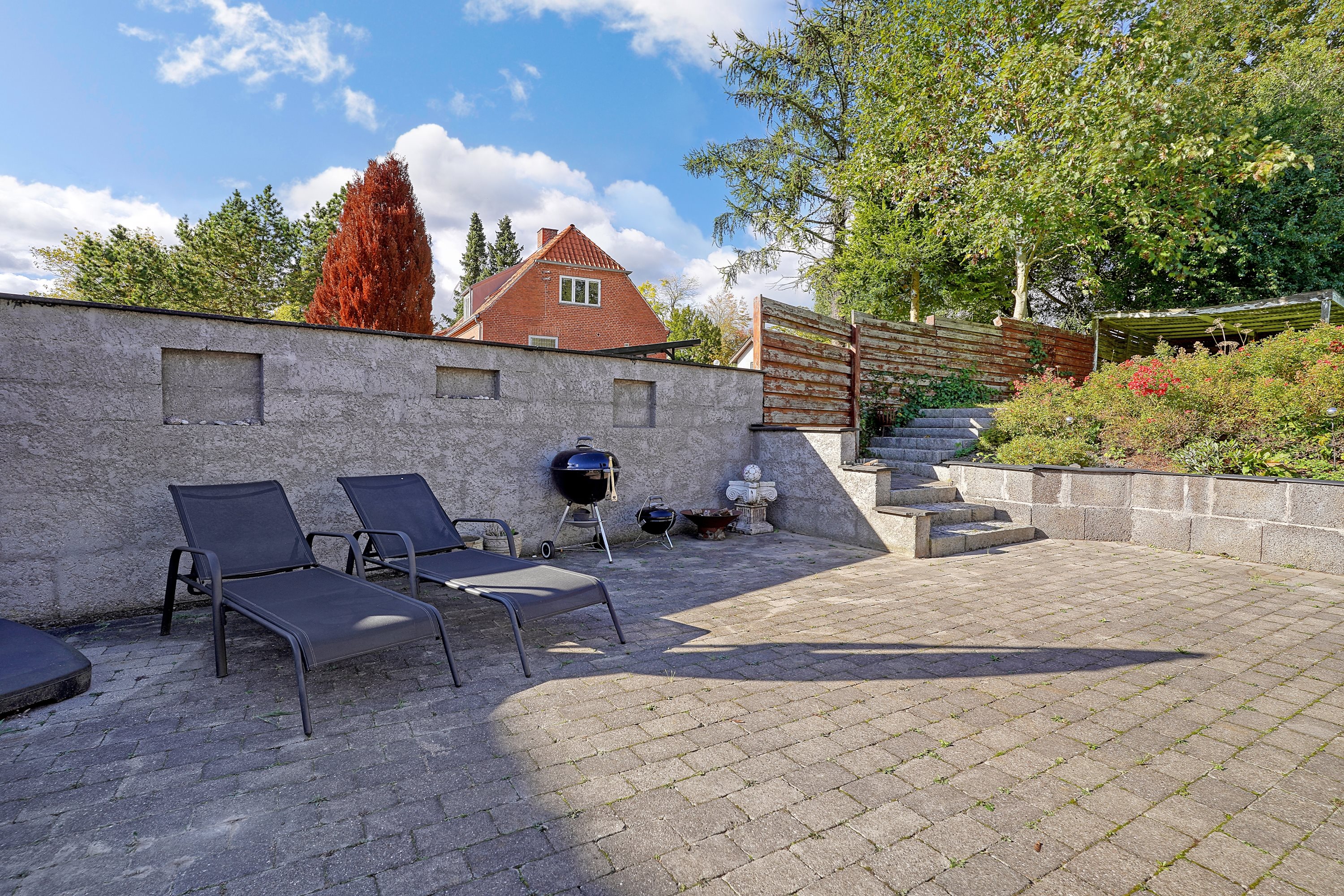 Fremhævet terrasse billede i fuldskærmstilstand. Billede af Uggeløse Bygade 42A, 3540 Lynge