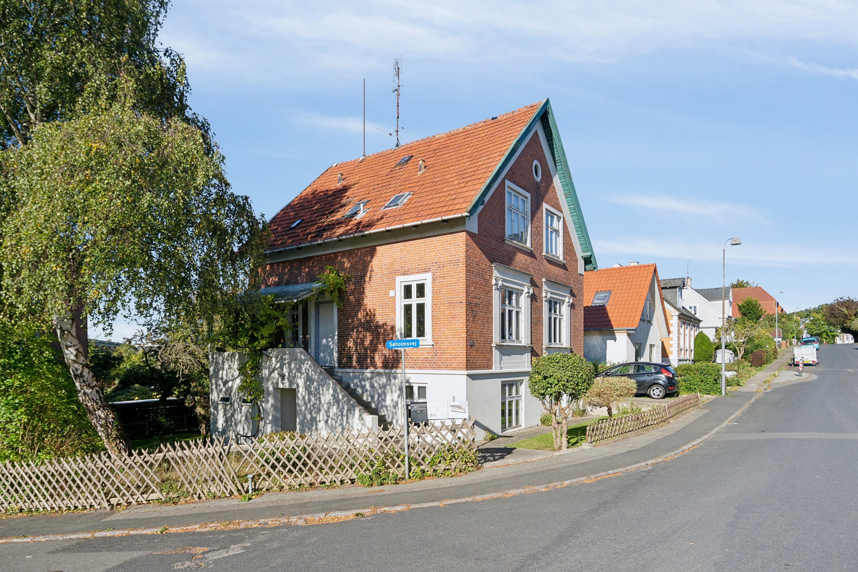 Fremhævet set fra vejen billede i fuldskærmstilstand. Billede af Øksenbjergvej 20B, 5700 Svendborg