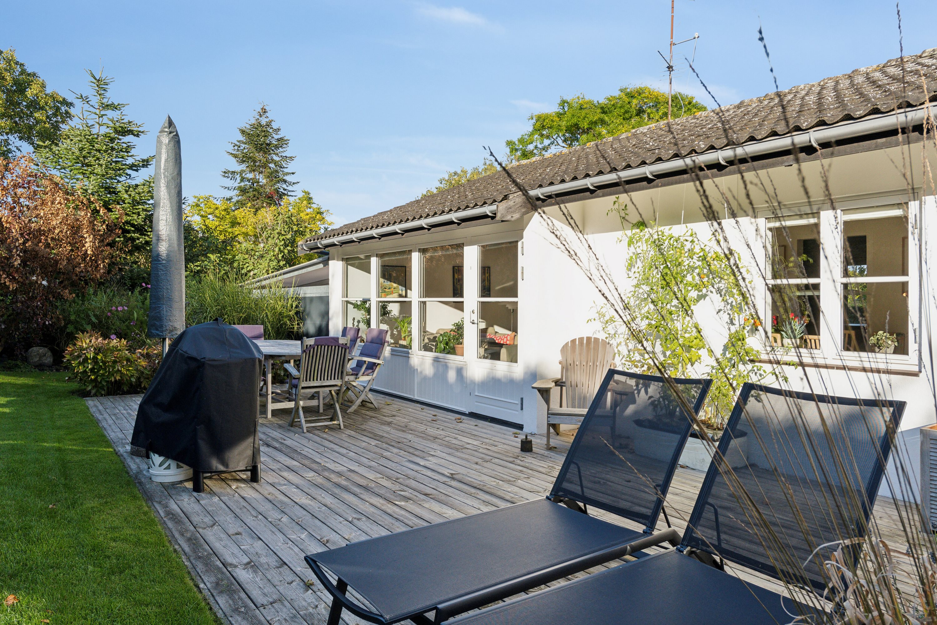 Fremhævet udendørs billede i fuldskærmstilstand. Billede af Ravnholmvej 13C, 2800 Kongens Lyngby