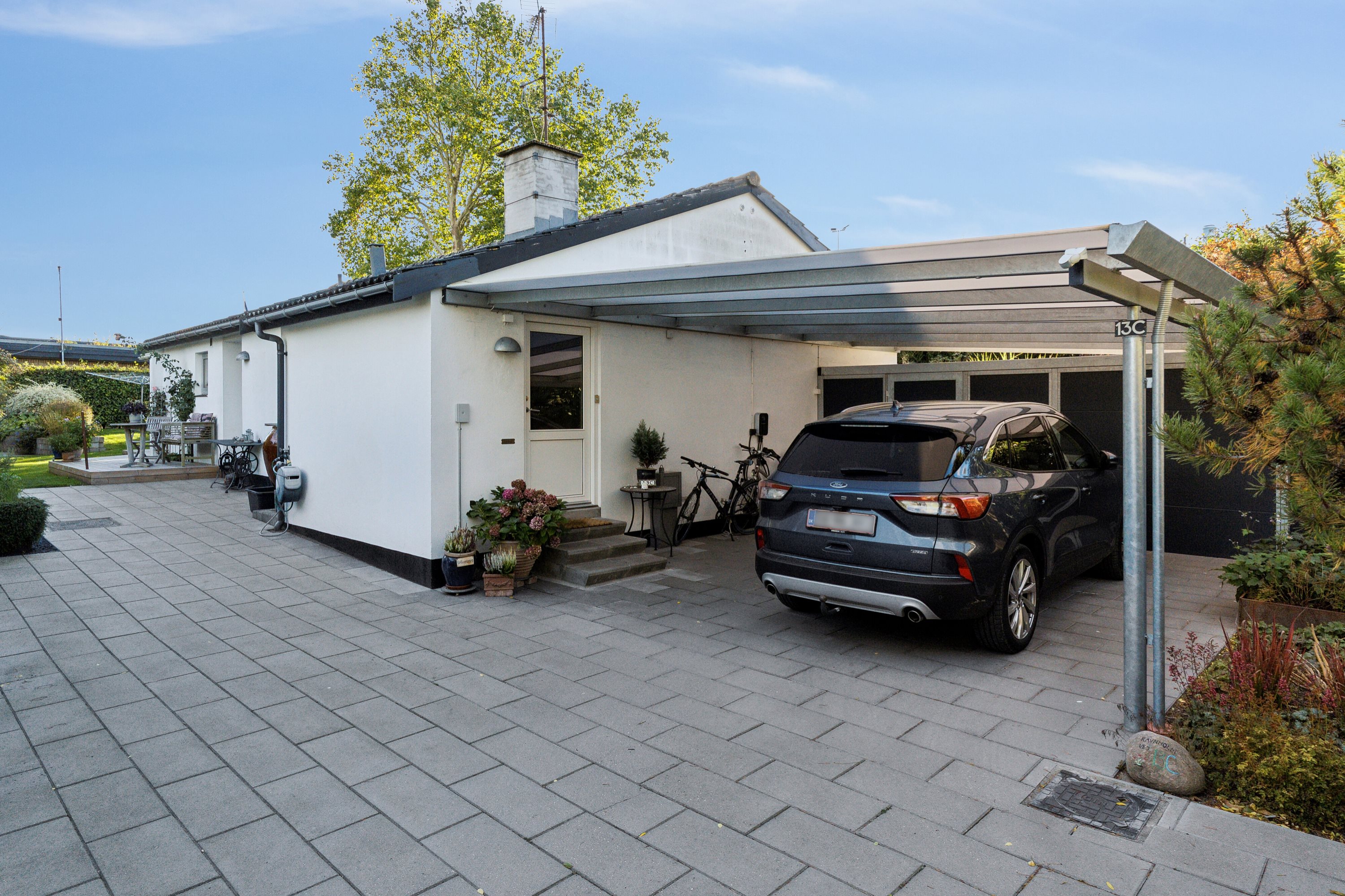 Fremhævet carport billede i fuldskærmstilstand. Billede af Ravnholmvej 13C, 2800 Kongens Lyngby