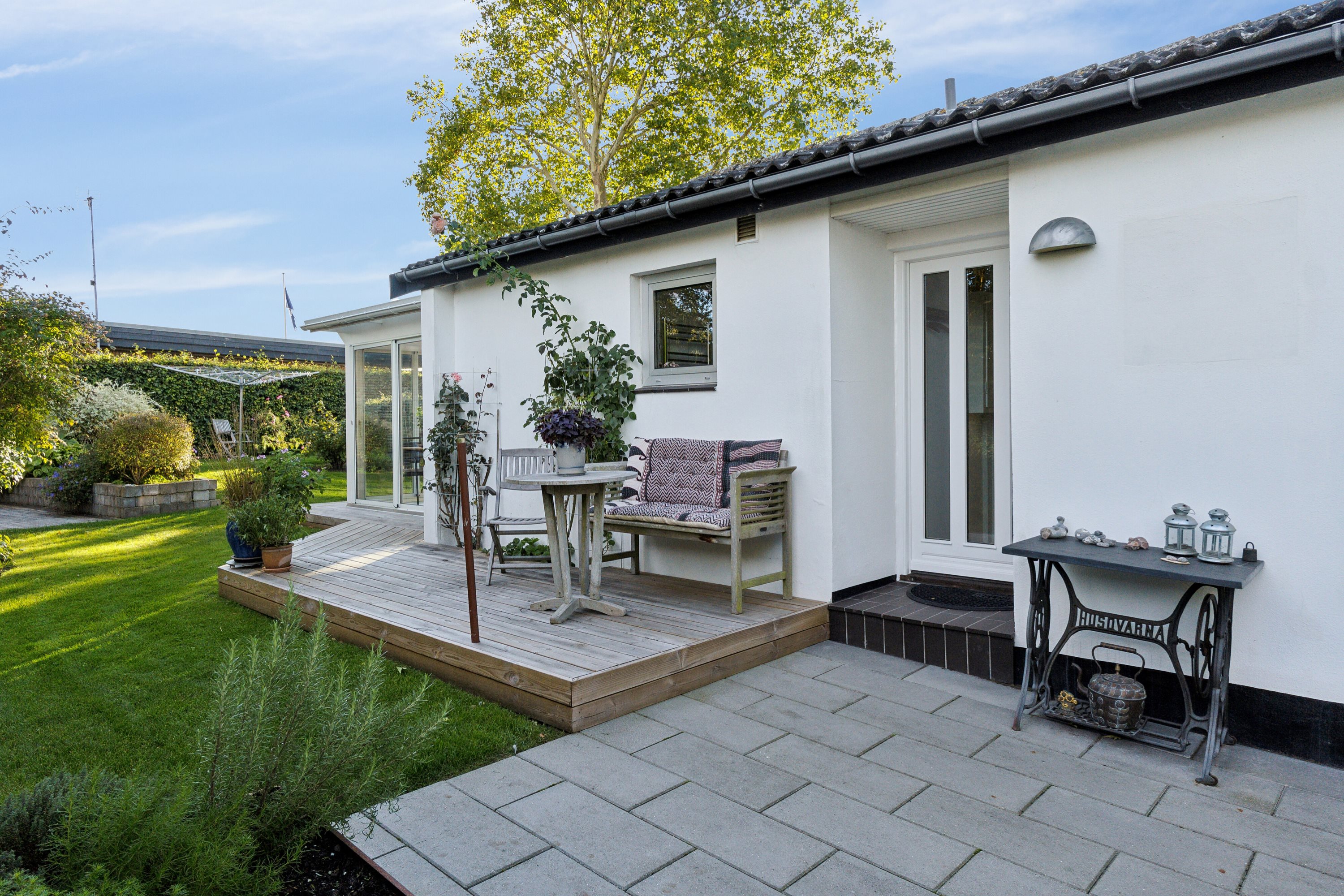 Fremhævet udendørs billede i fuldskærmstilstand. Billede af Ravnholmvej 13C, 2800 Kongens Lyngby