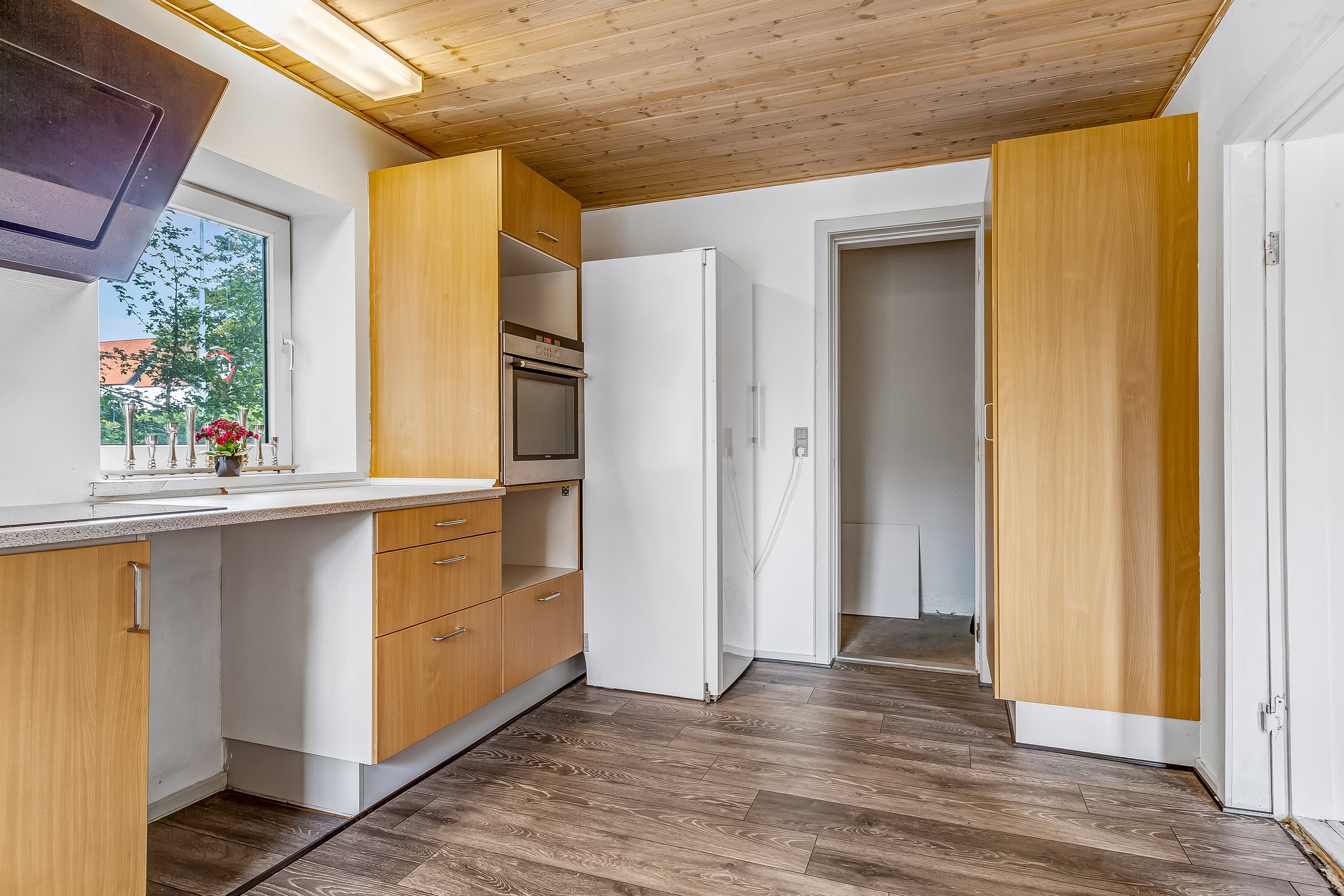 Fremhævet køkken billede i fuldskærmstilstand. Billede af Vind Kirkevej 29, Vind, 7500 Holstebro