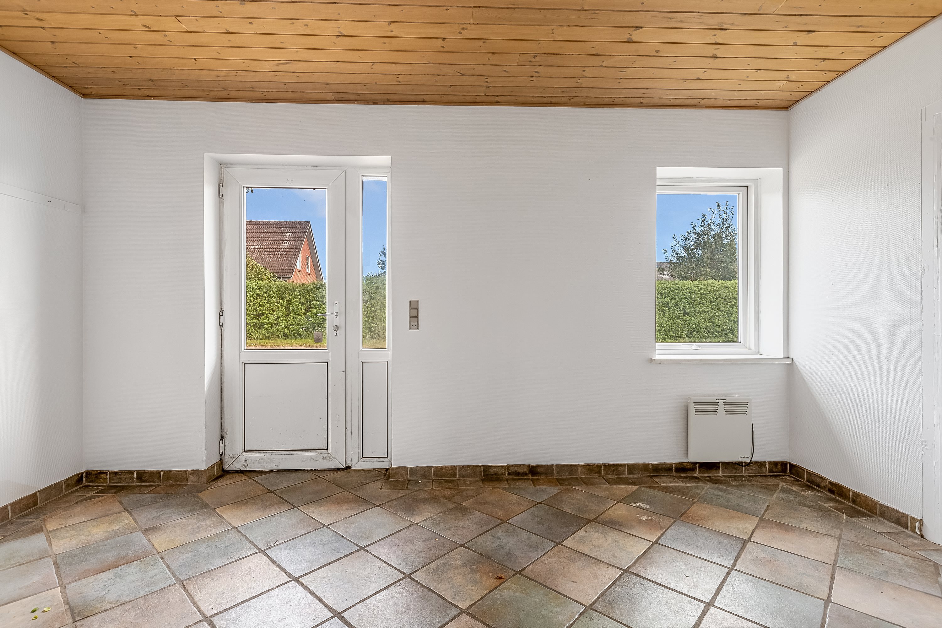 Fremhævet entré billede i fuldskærmstilstand. Billede af Vind Kirkevej 29, Vind, 7500 Holstebro