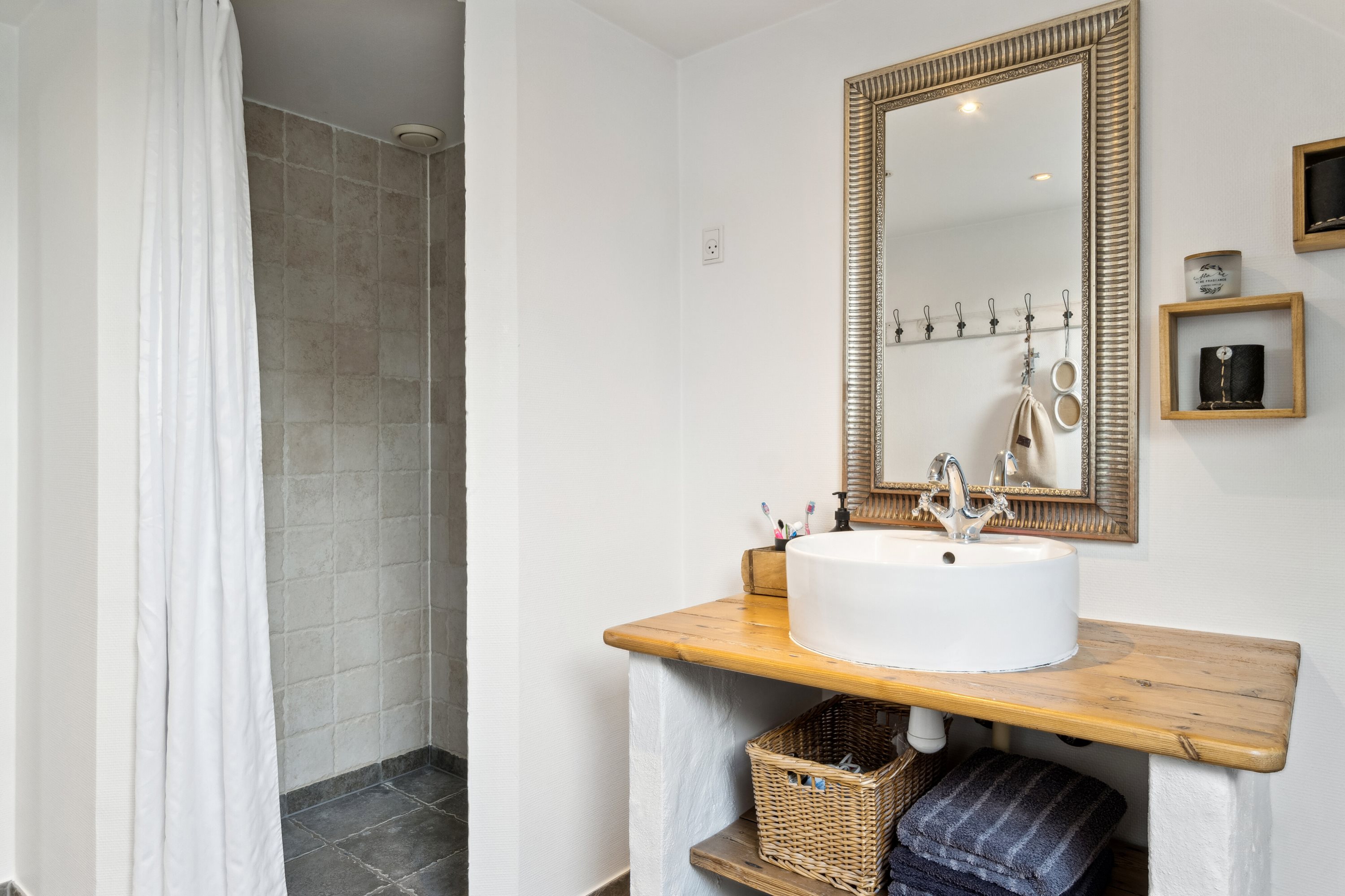 Fremhævet badeværelse billede i fuldskærmstilstand. Billede af Krænkerupvej 50, Havrebjerg, 4200 Slagelse