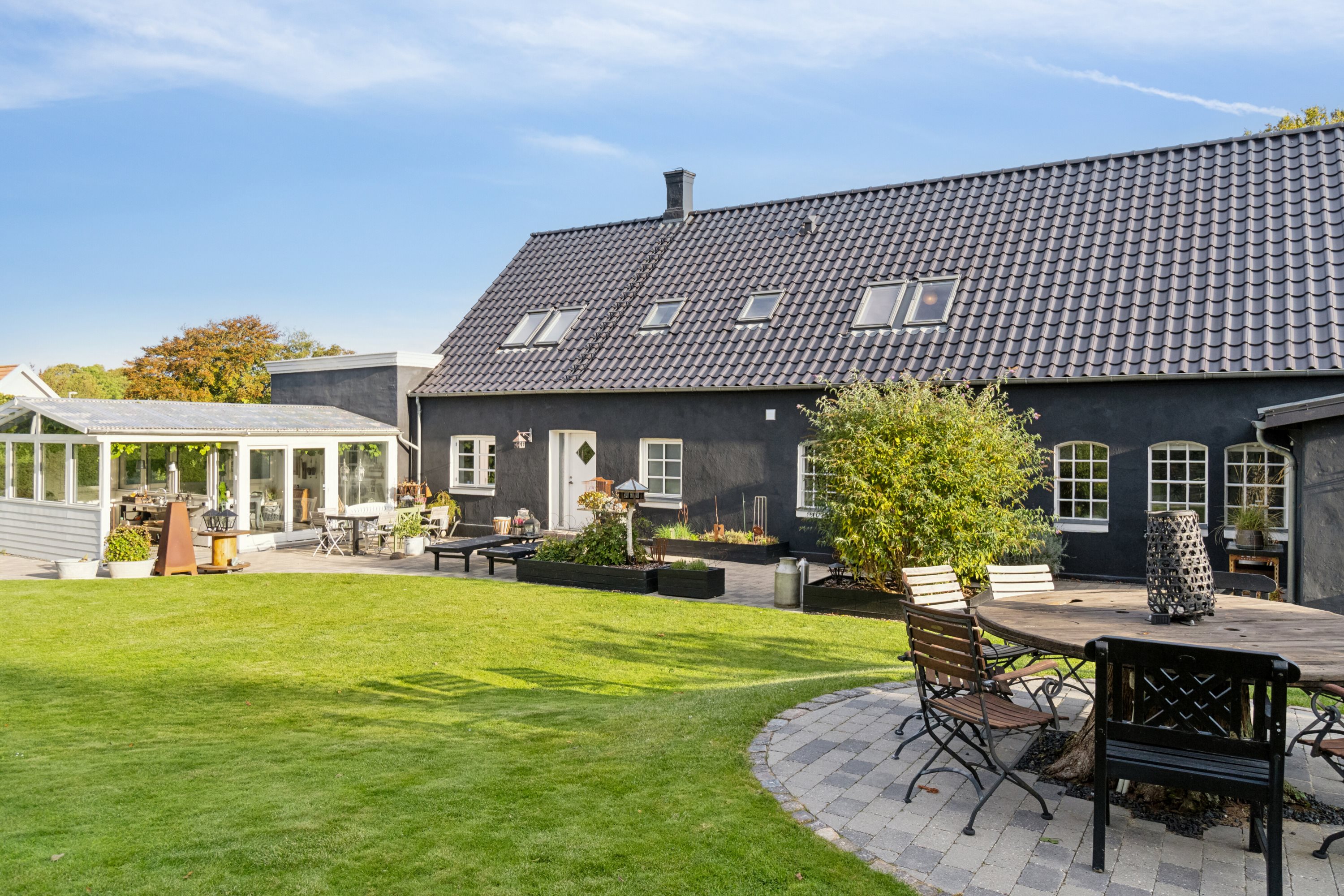 Fremhævet set fra haven billede i fuldskærmstilstand. Billede af Krænkerupvej 50, Havrebjerg, 4200 Slagelse