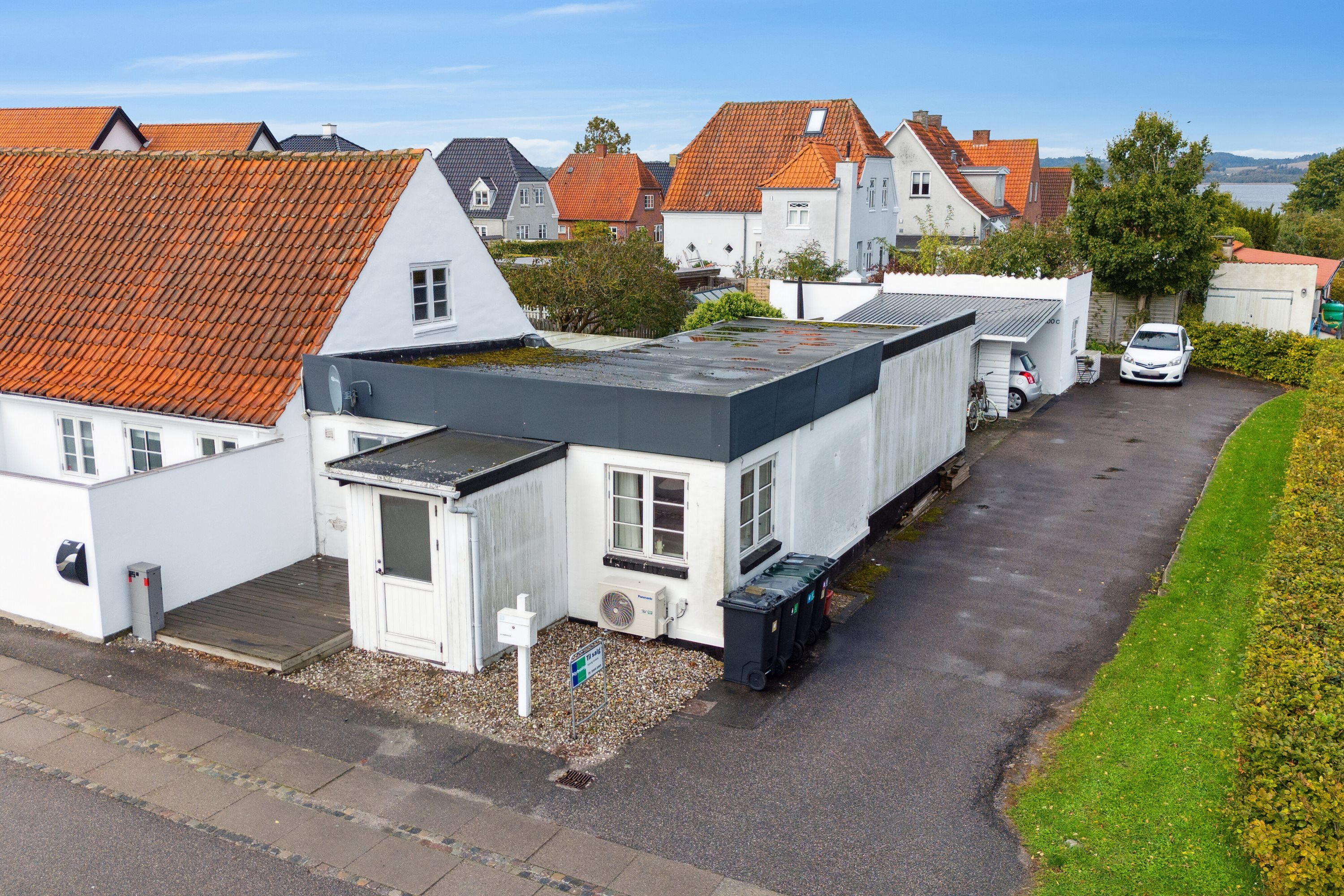 Fremhævet set fra vejen billede i fuldskærmstilstand. Billede af Kalundborgvej 100A, Allerup, 4300 Holbæk