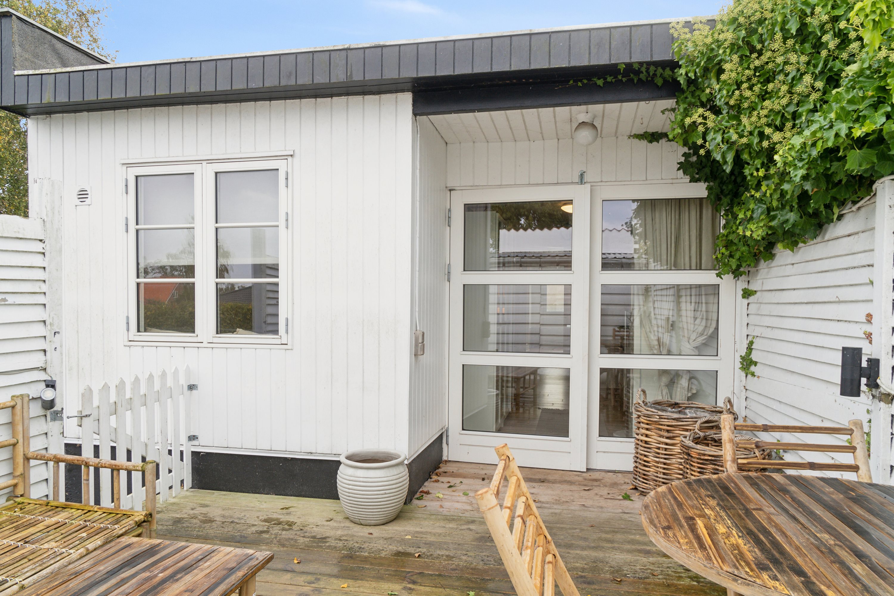 Fremhævet terrasse billede i fuldskærmstilstand. Billede af Kalundborgvej 100A, Allerup, 4300 Holbæk