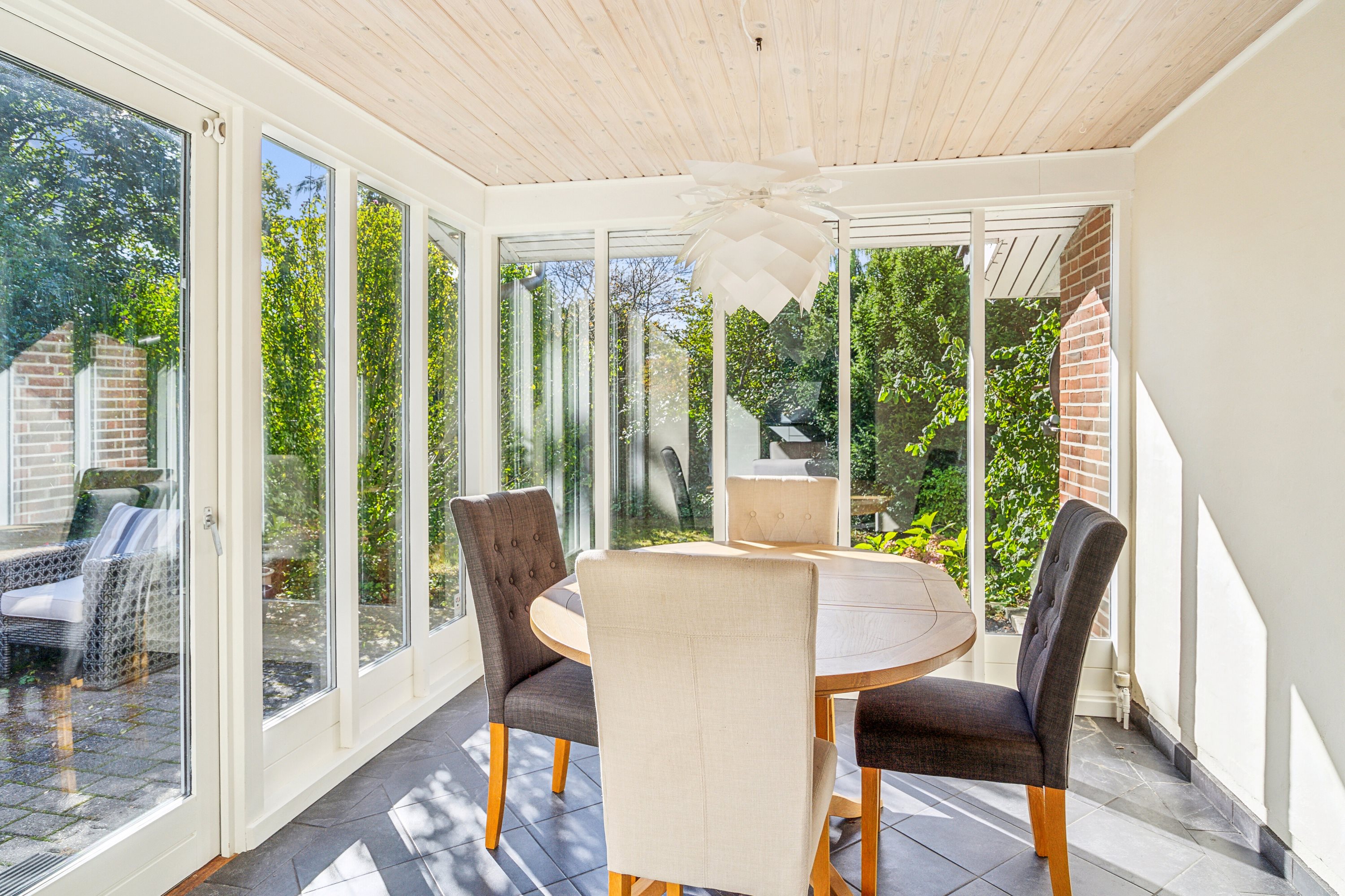 Fremhævet spisestue billede i fuldskærmstilstand. Billede af Rugårdsvej 523, Slukefter, 5210 Odense NV