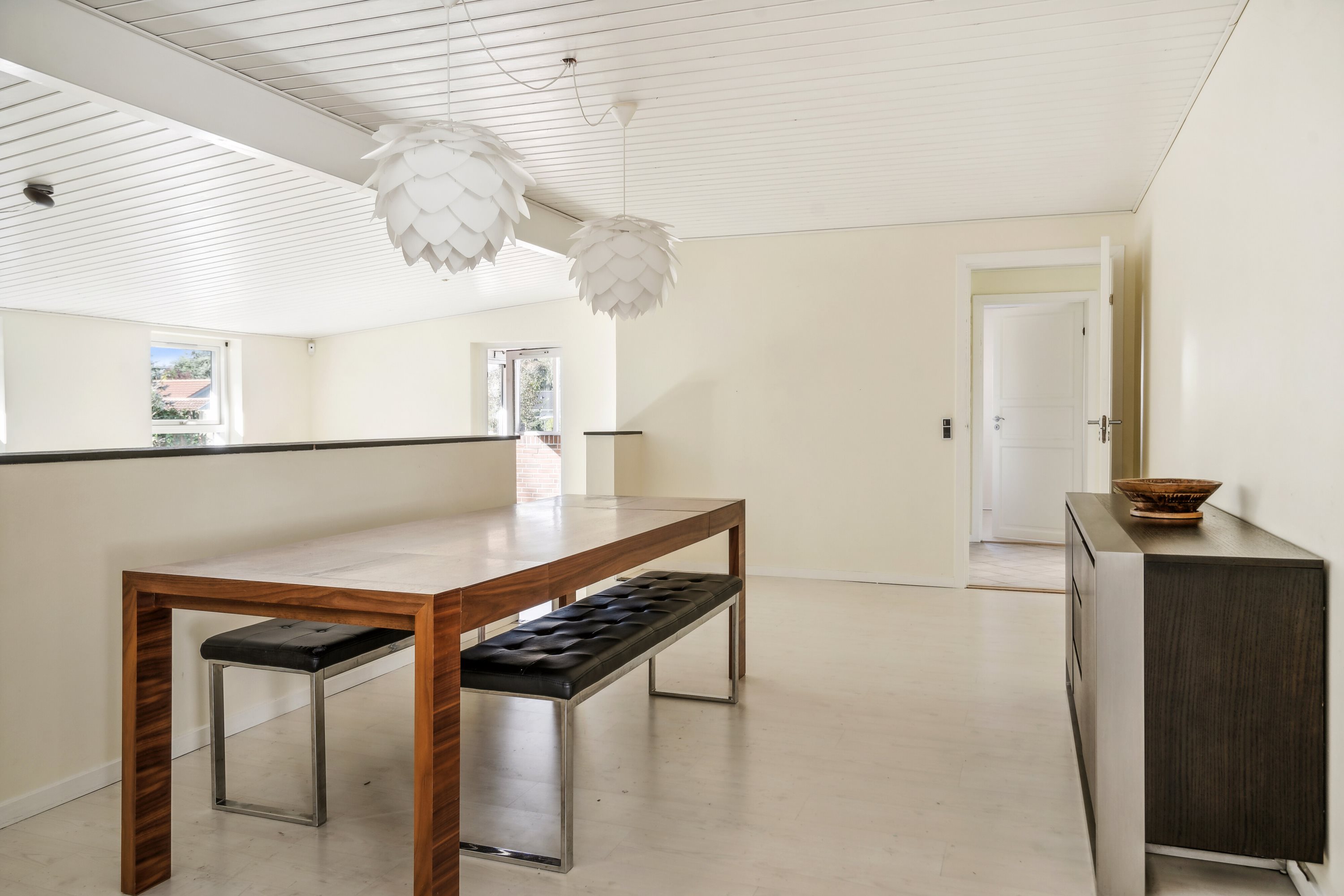 Fremhævet indendørs billede i fuldskærmstilstand. Billede af Rugårdsvej 523, Slukefter, 5210 Odense NV