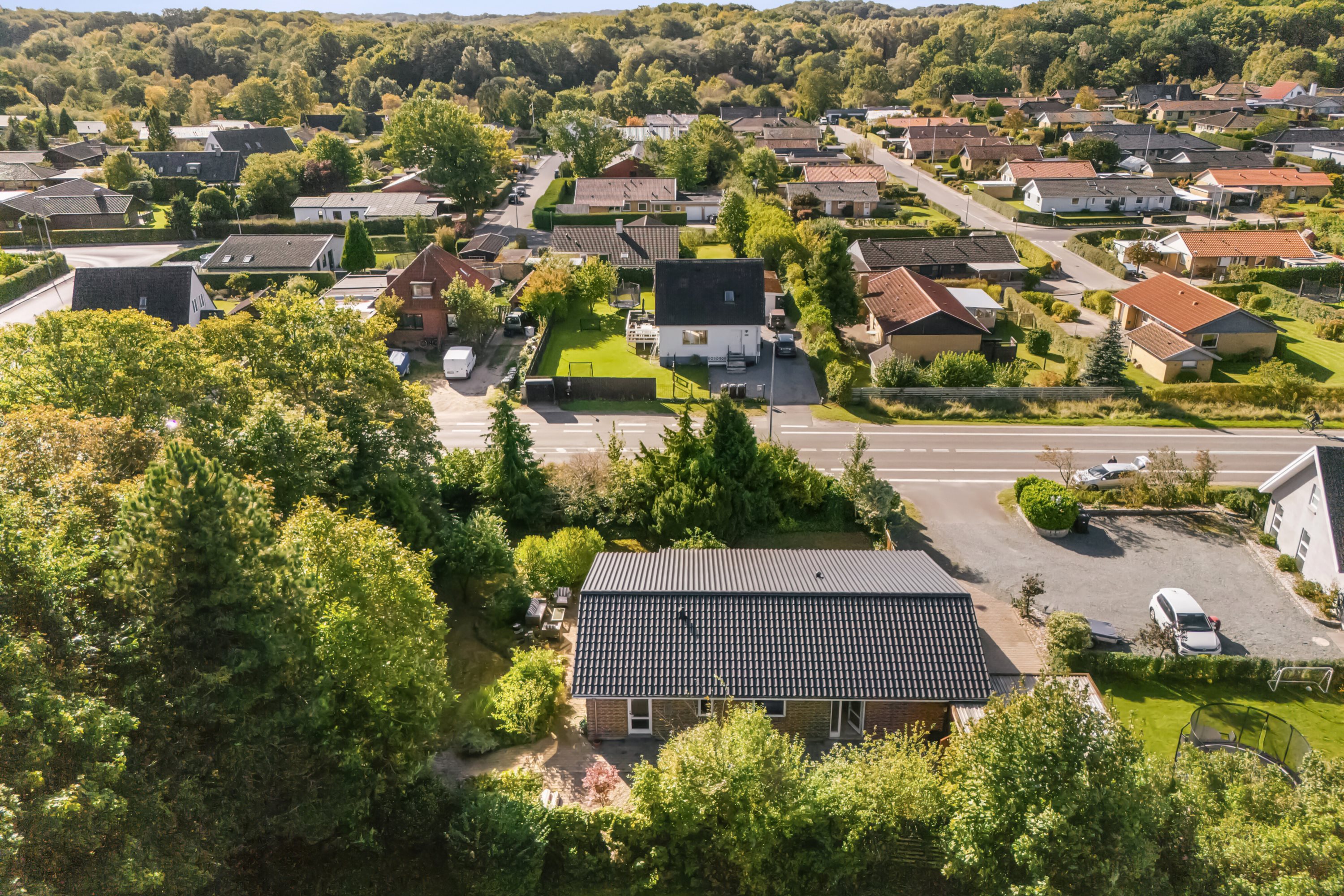 Fremhævet luftfoto billede i fuldskærmstilstand. Billede af Rugårdsvej 523, Slukefter, 5210 Odense NV