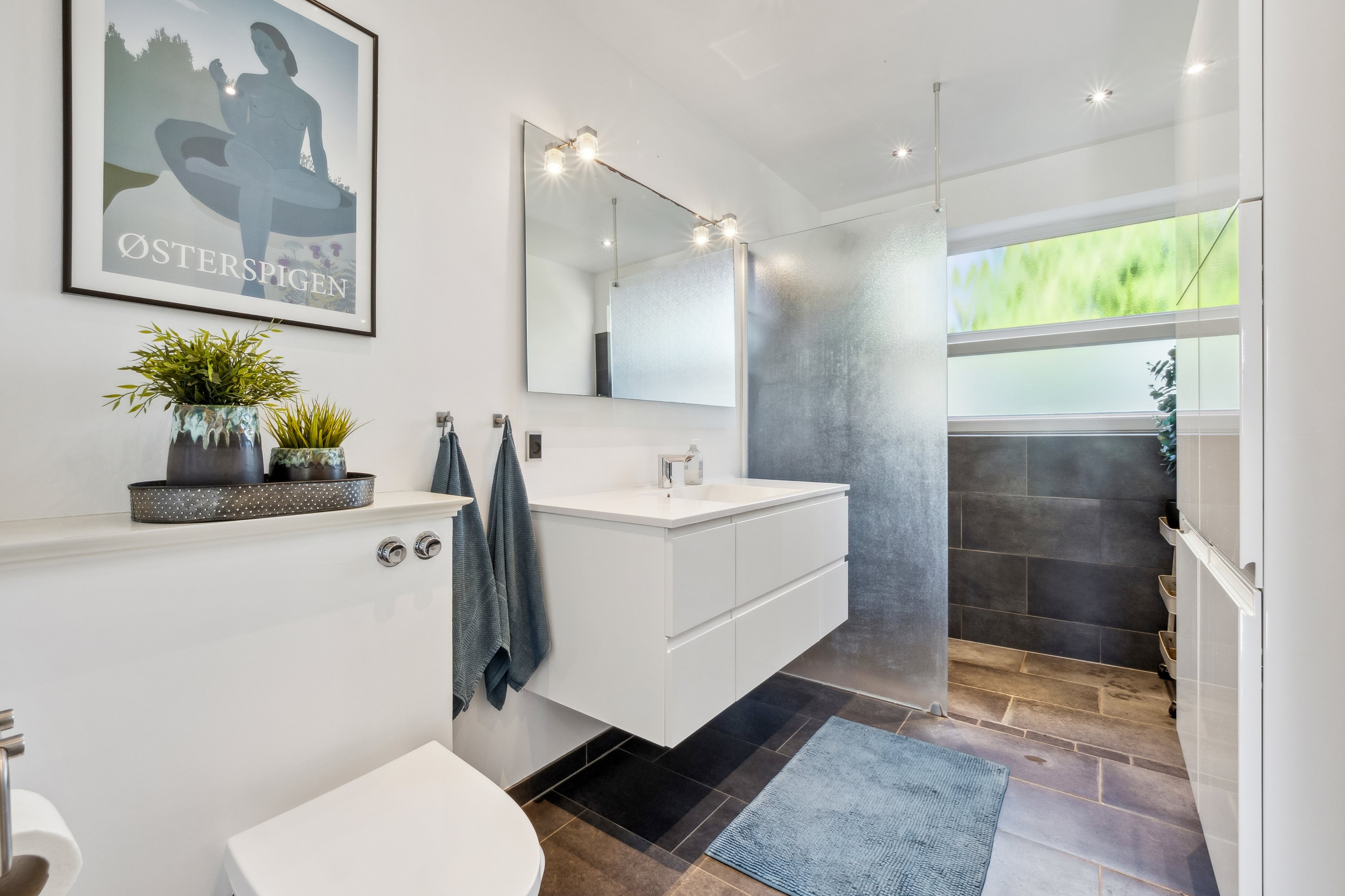 Fremhævet badeværelse billede i fuldskærmstilstand. Billede af Dalvænget 7, 7900 Nykøbing M