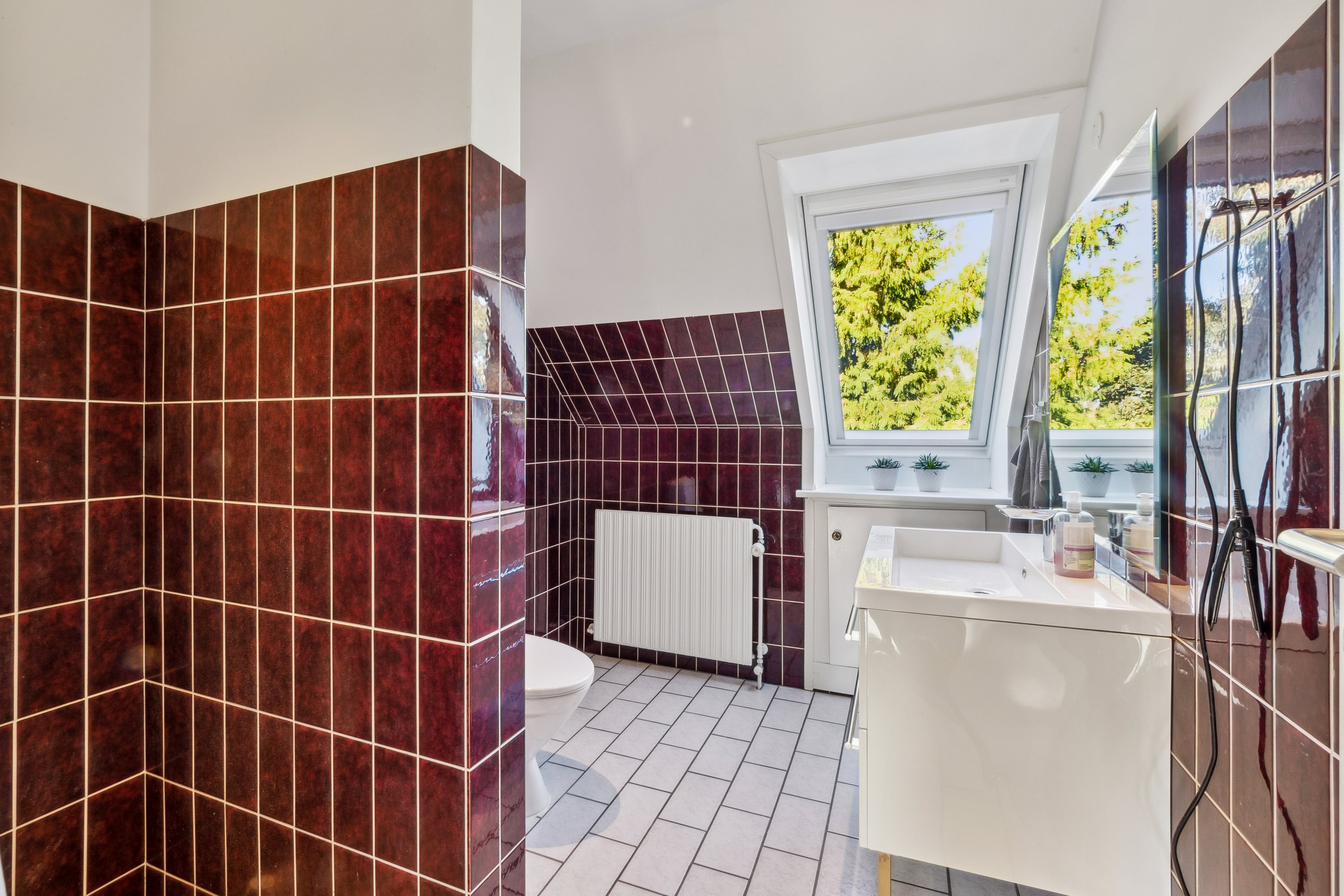 Fremhævet badeværelse billede i fuldskærmstilstand. Billede af Dalvænget 7, 7900 Nykøbing M