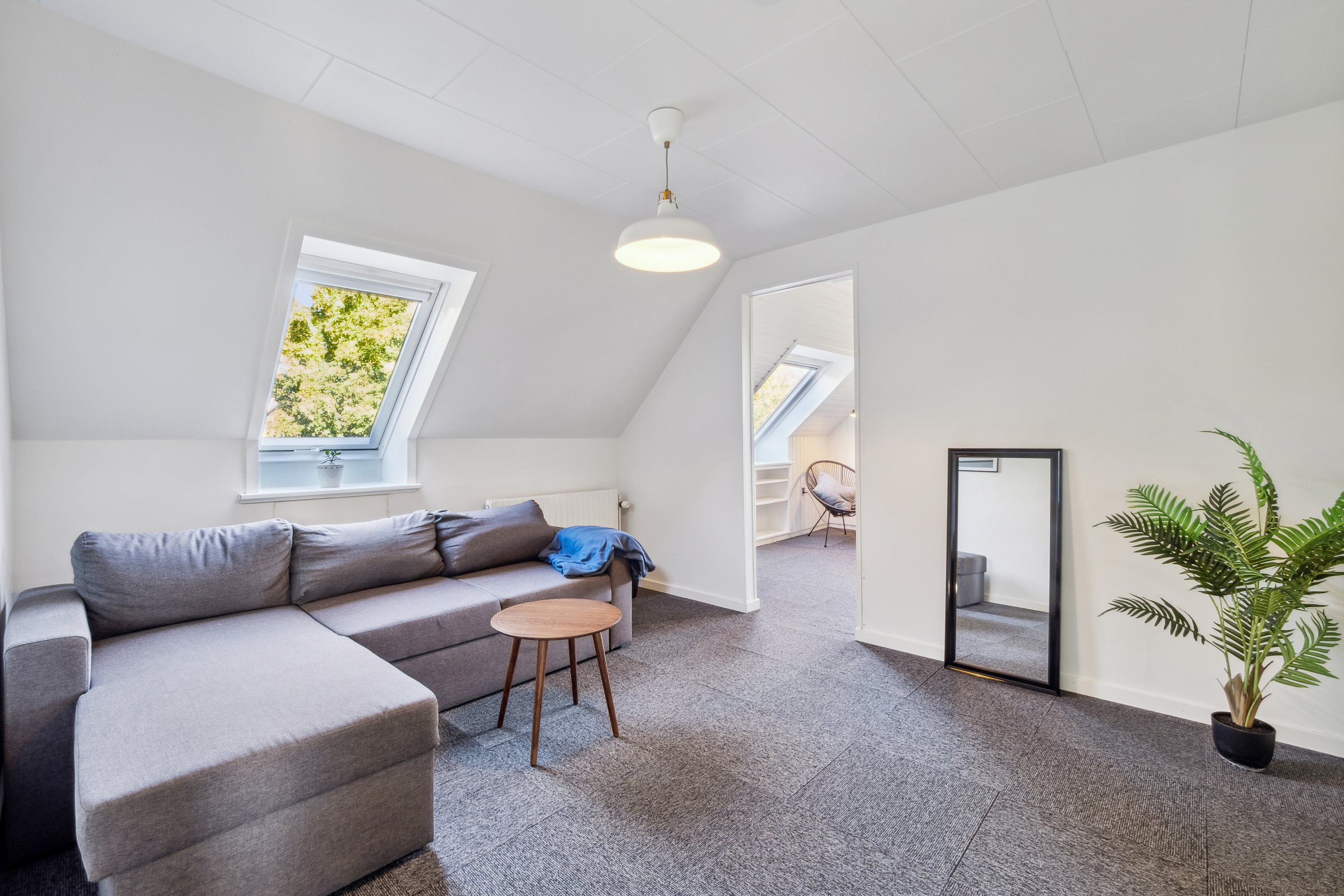 Fremhævet stue billede i fuldskærmstilstand. Billede af Dalvænget 7, 7900 Nykøbing M