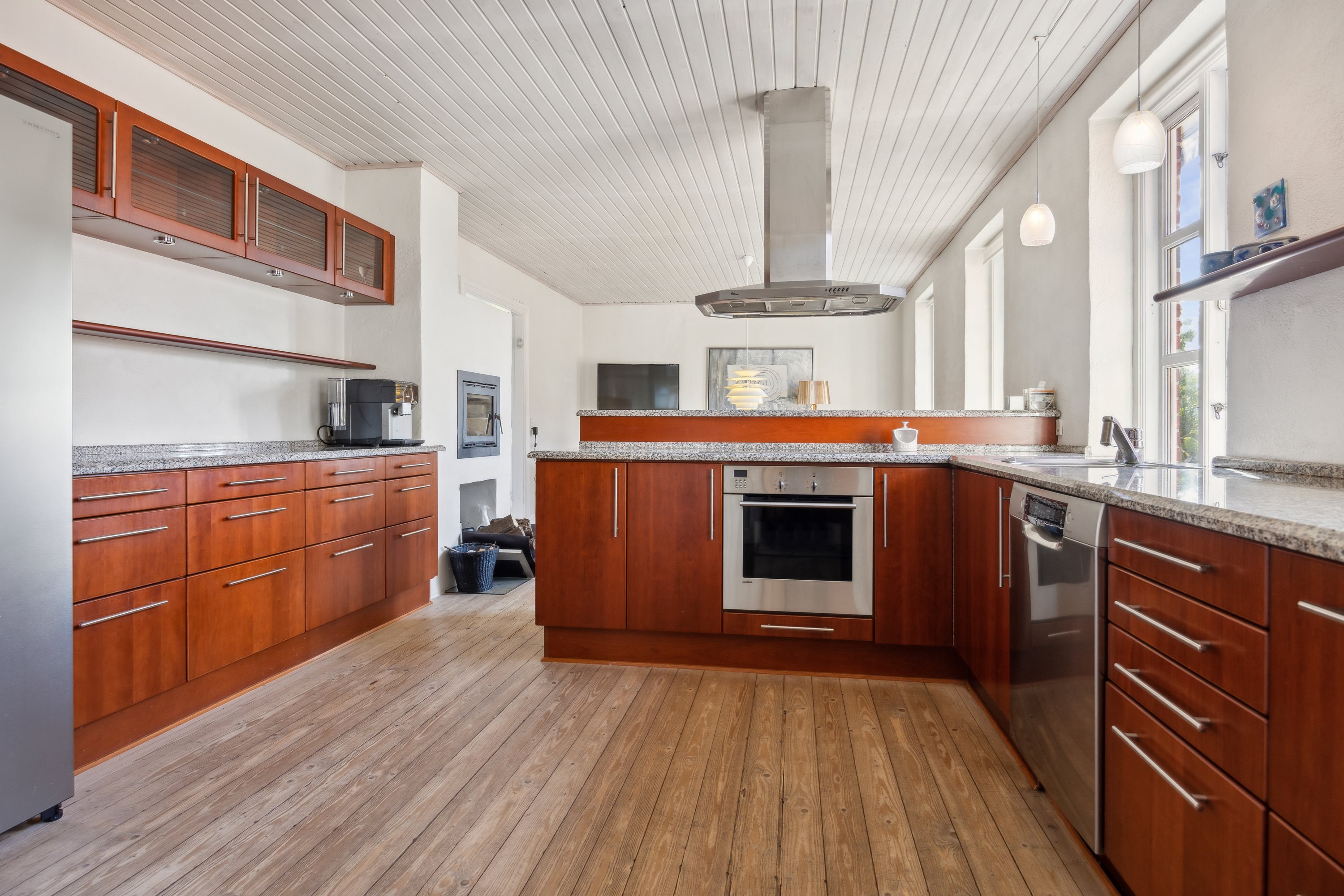 Fremhævet køkken billede i fuldskærmstilstand. Billede af Knøsgårdvej 38, 9440 Aabybro