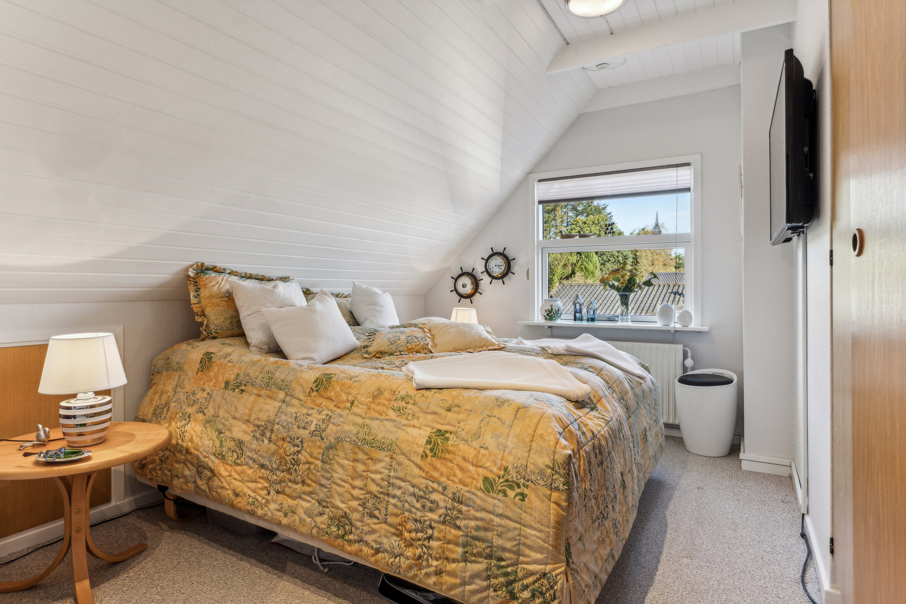 Fremhævet soveværelse billede i fuldskærmstilstand. Billede af Tornsangervej 38, 9800 Hjørring