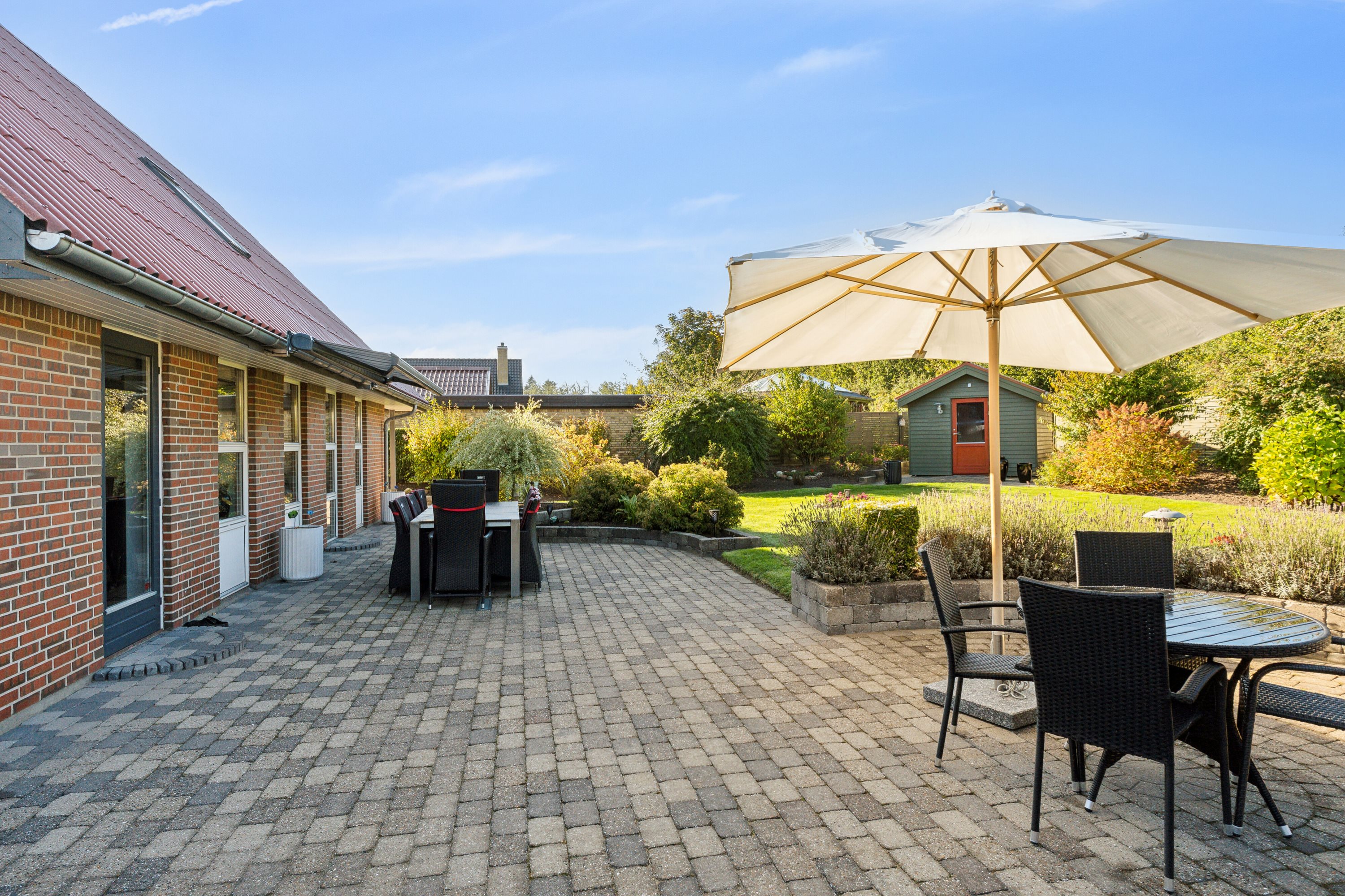 Miniaturebillede 1: terrasse. Billede af Tornsangervej 38, 9800 Hjørring