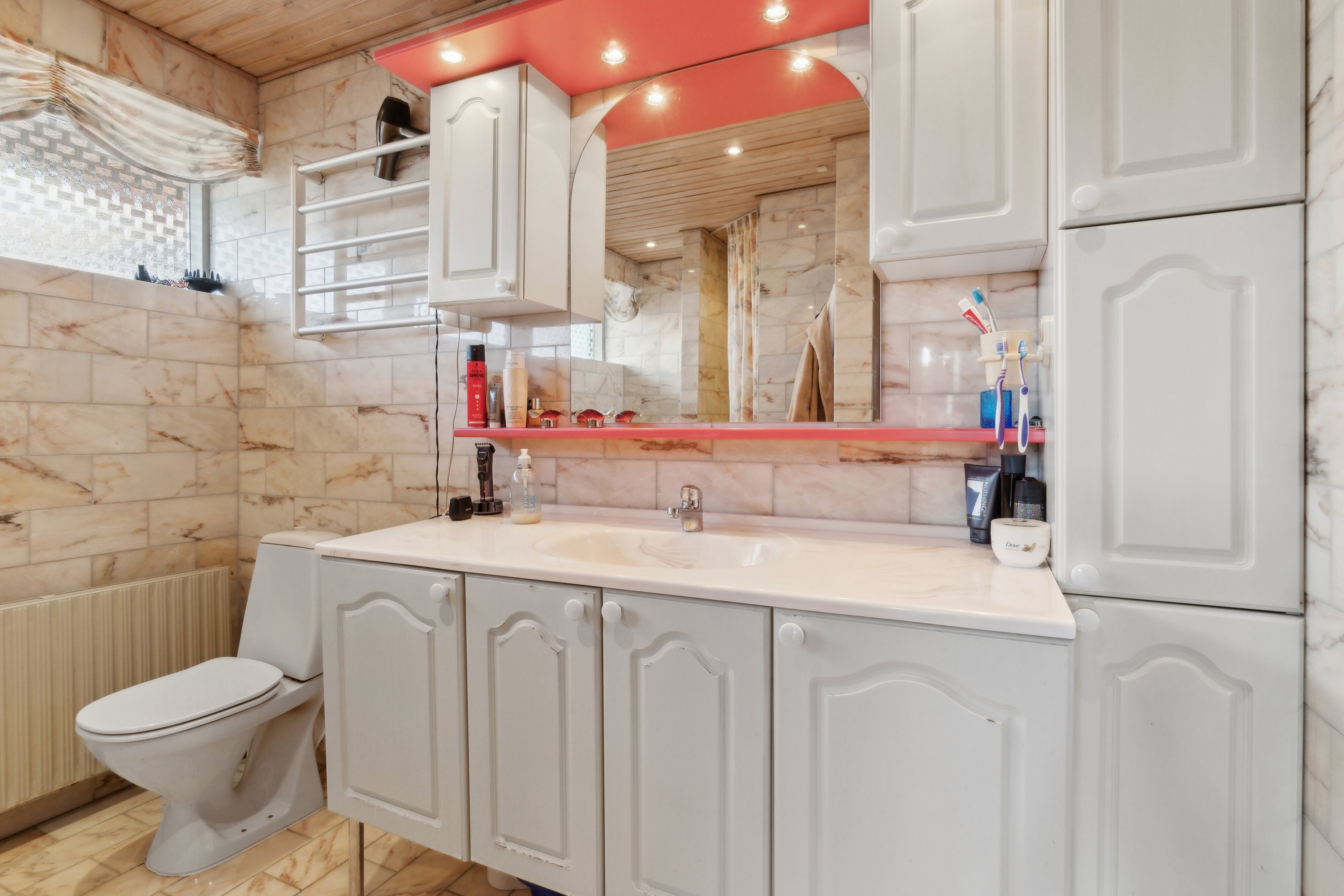 Fremhævet badeværelse billede i fuldskærmstilstand. Billede af Bjørn Nørgårds Vej 17, 7430 Ikast