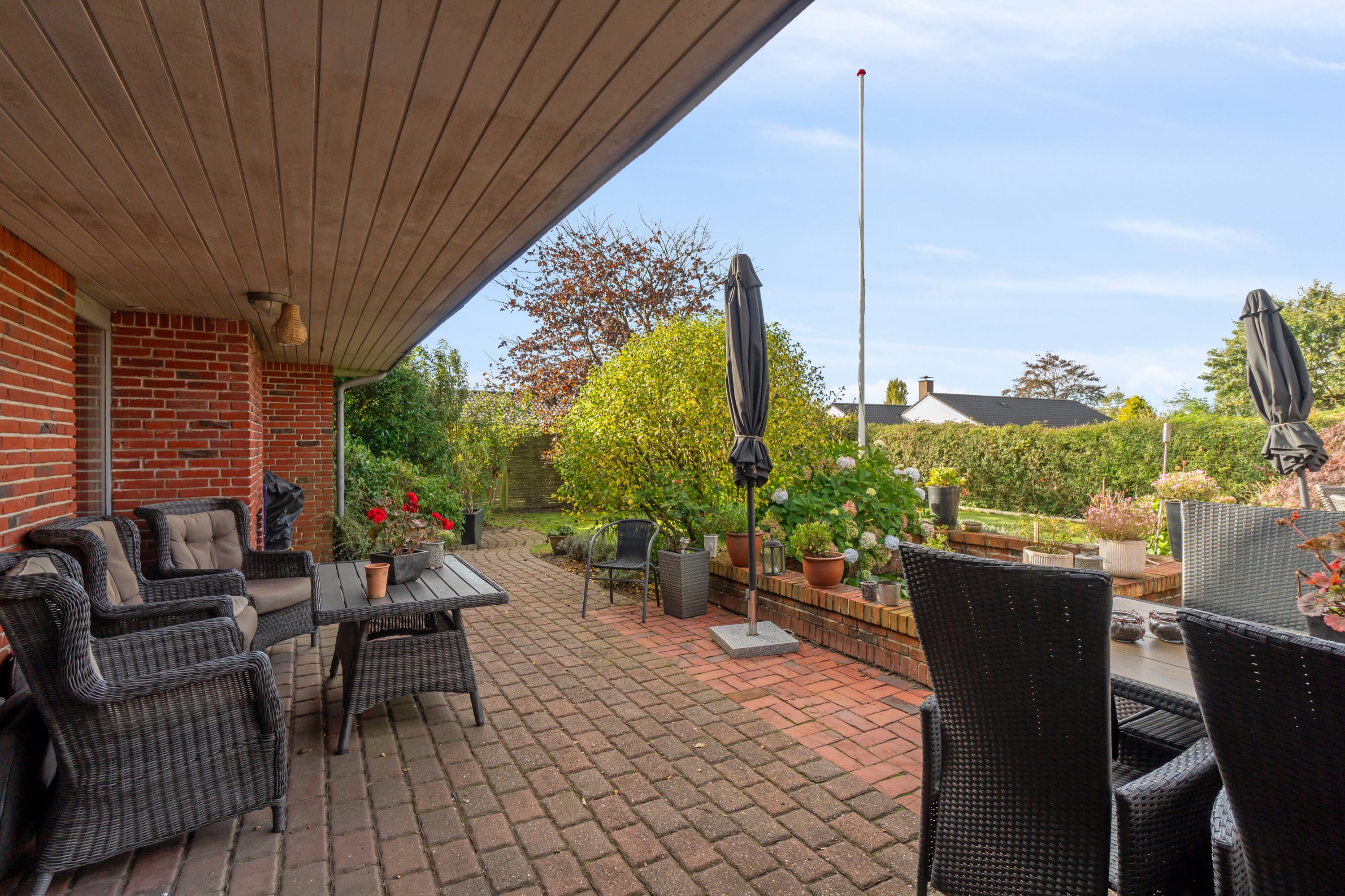 Fremhævet overdækket terrasse billede i fuldskærmstilstand. Billede af Bjørn Nørgårds Vej 17, 7430 Ikast