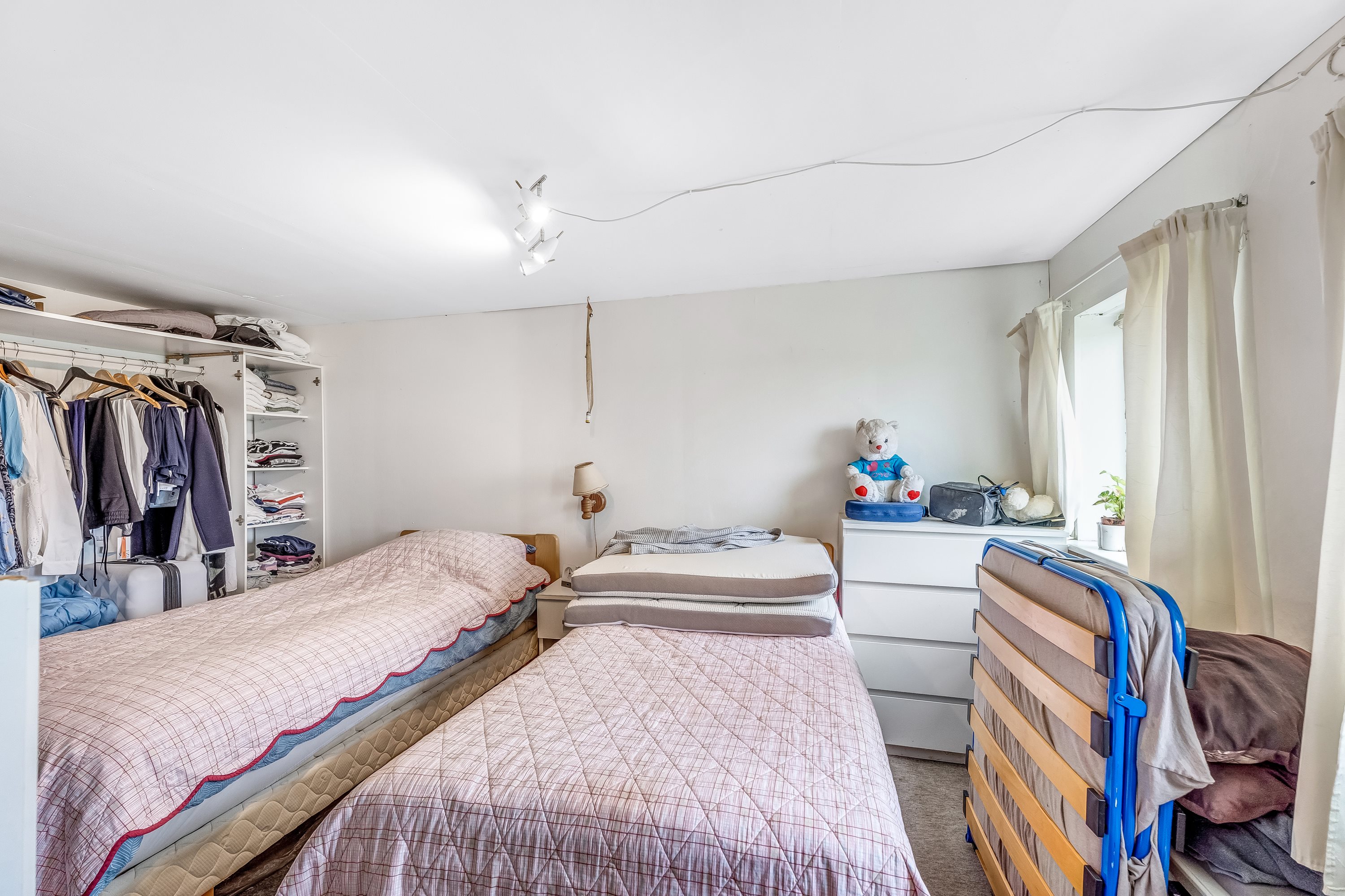 Fremhævet værelse billede i fuldskærmstilstand. Billede af Kirkevejen 198, Hillested, 4930 Maribo