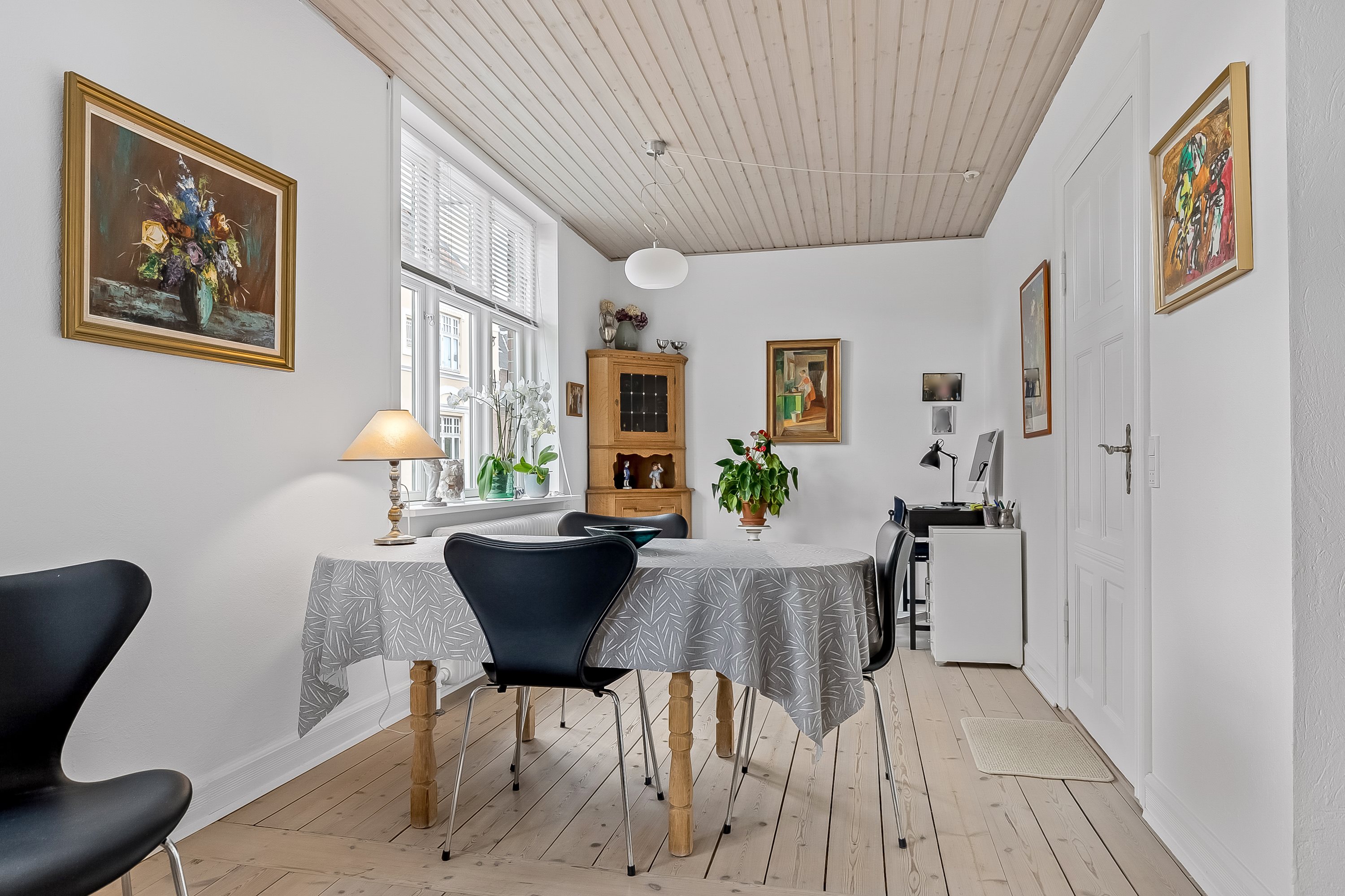 Fremhævet stue billede i fuldskærmstilstand. Billede af Tønnesgade 34, Centrum, 7100 Vejle