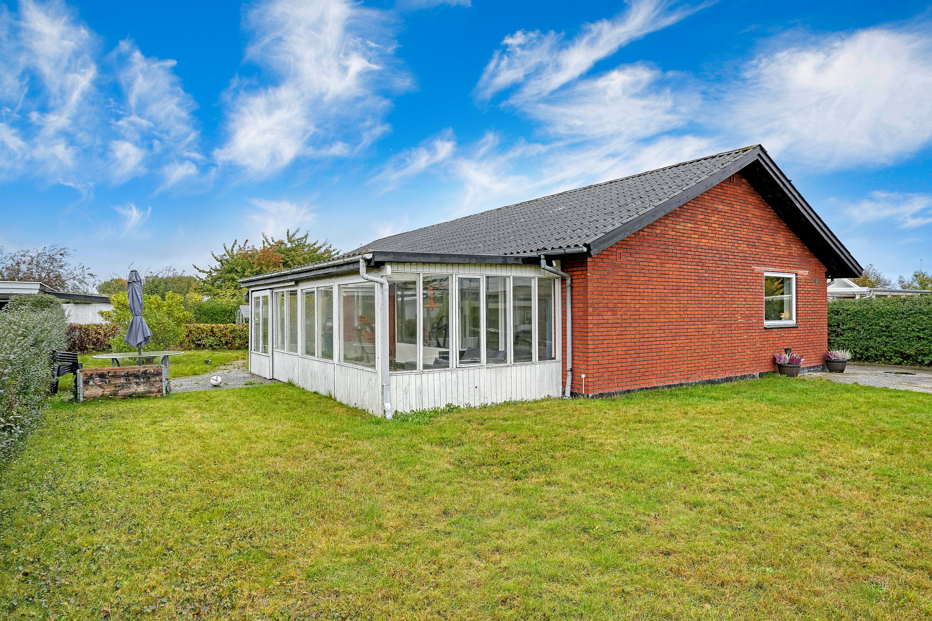 Fremhævet ejendommen billede i fuldskærmstilstand. Billede af Hyldevej 5, Solrød, 2680 Solrød Strand