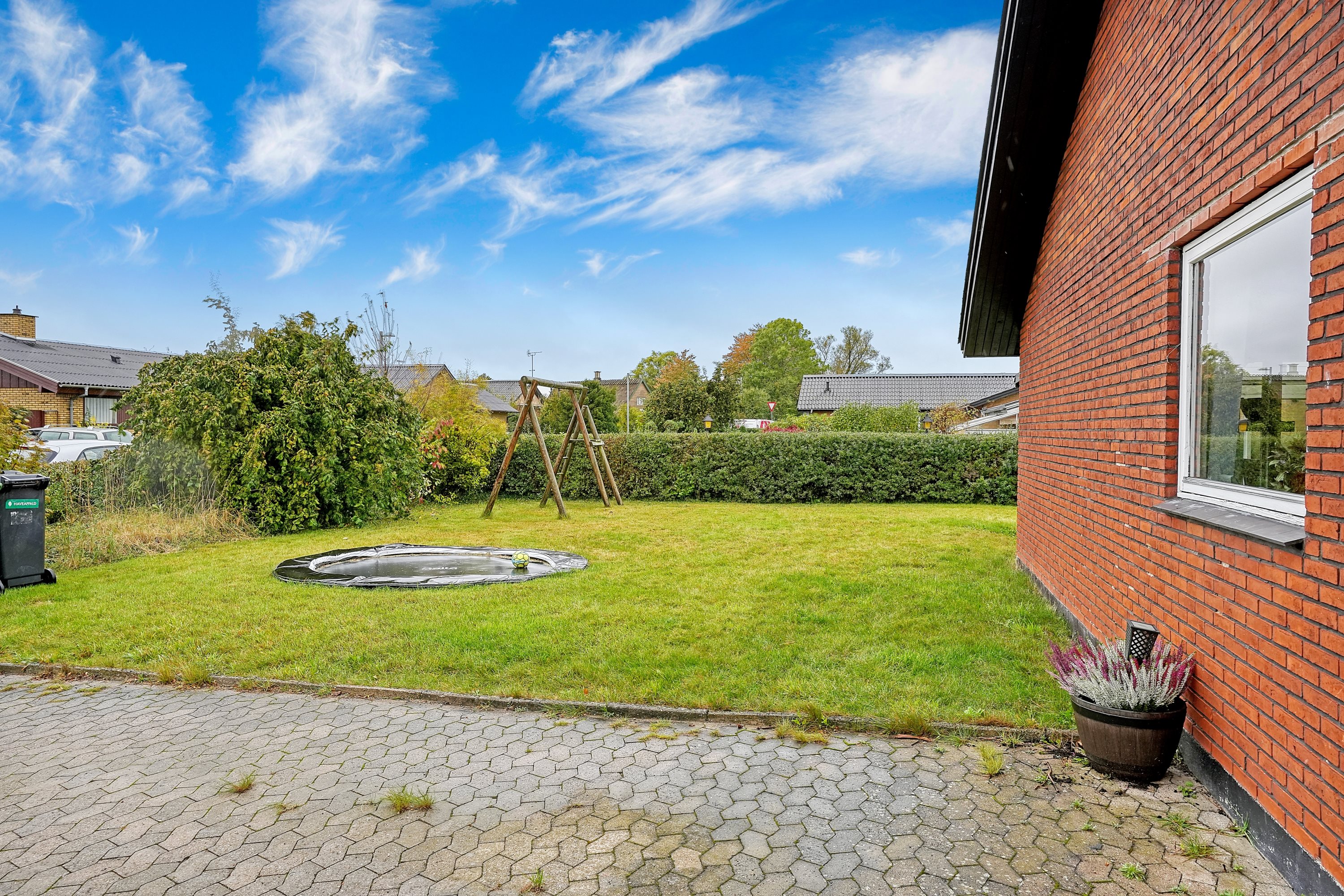 Fremhævet have billede i fuldskærmstilstand. Billede af Hyldevej 5, Solrød, 2680 Solrød Strand