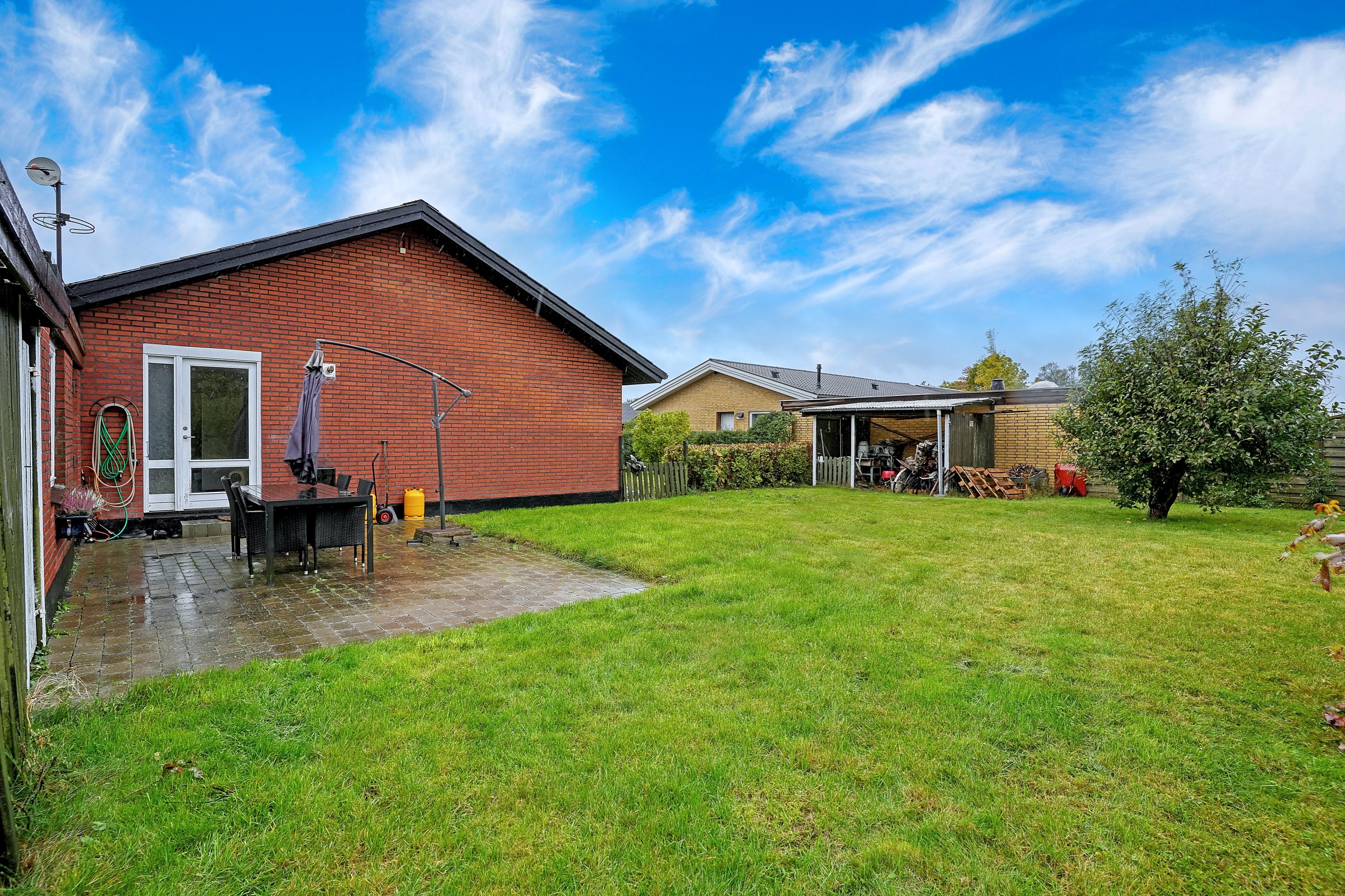 Fremhævet have billede i fuldskærmstilstand. Billede af Hyldevej 5, Solrød, 2680 Solrød Strand