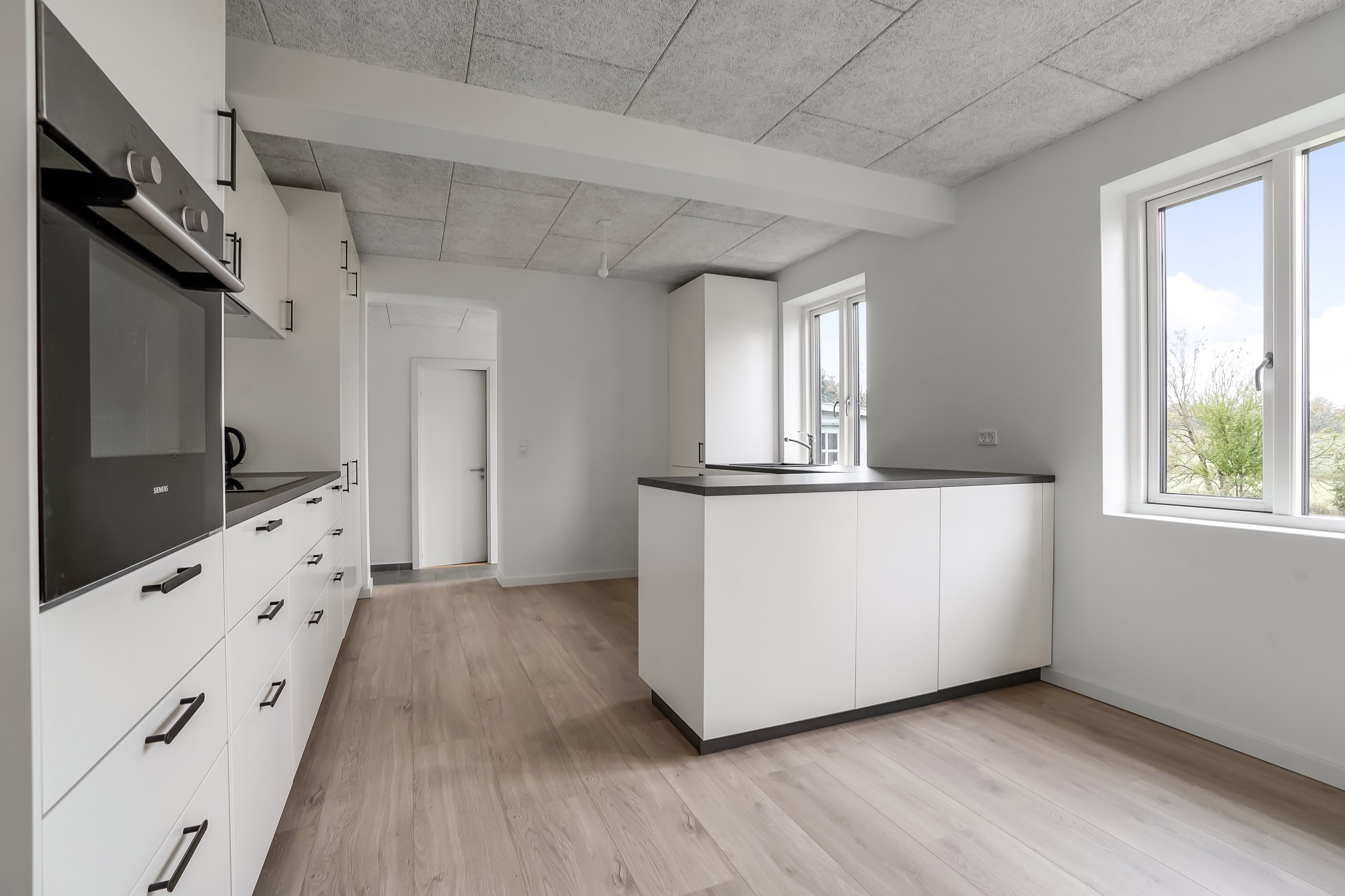 Fremhævet køkken billede i fuldskærmstilstand. Billede af Åvej 31, Åstruplund, 8740 Brædstrup