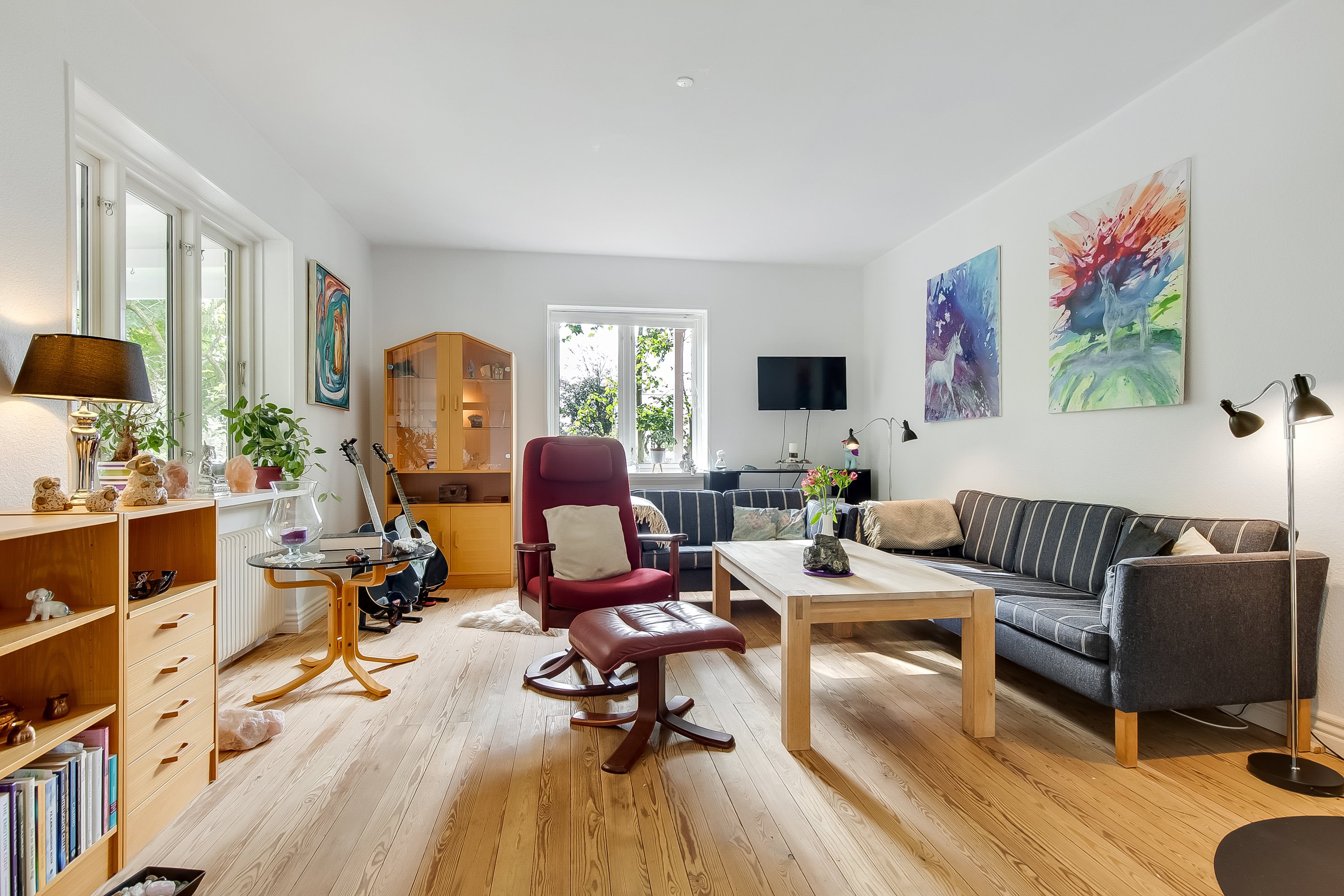 Fremhævet stue billede i fuldskærmstilstand. Billede af Egtvedvej 71, Bølling, 6040 Egtved