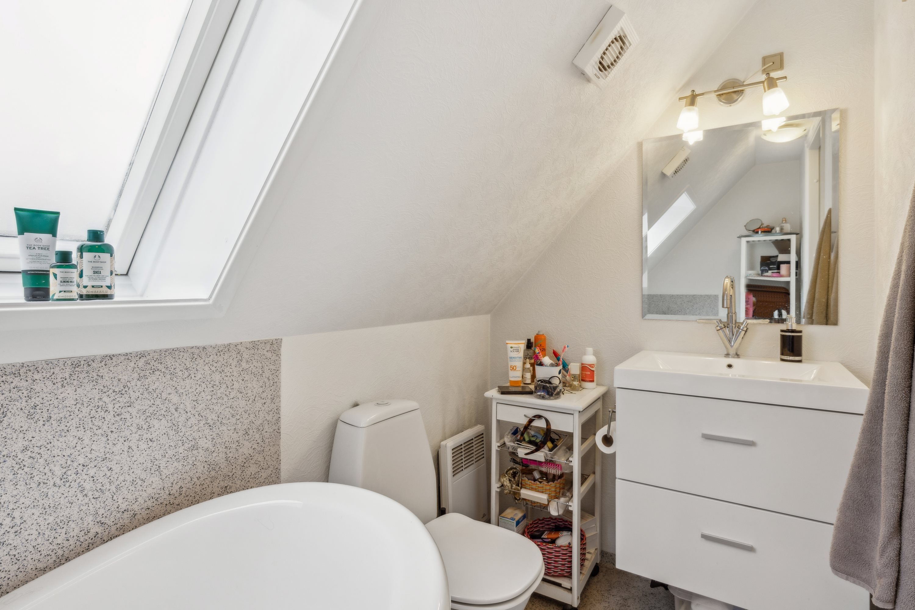 Fremhævet badeværelse billede i fuldskærmstilstand. Billede af Gothersgade 15, 8800 Viborg