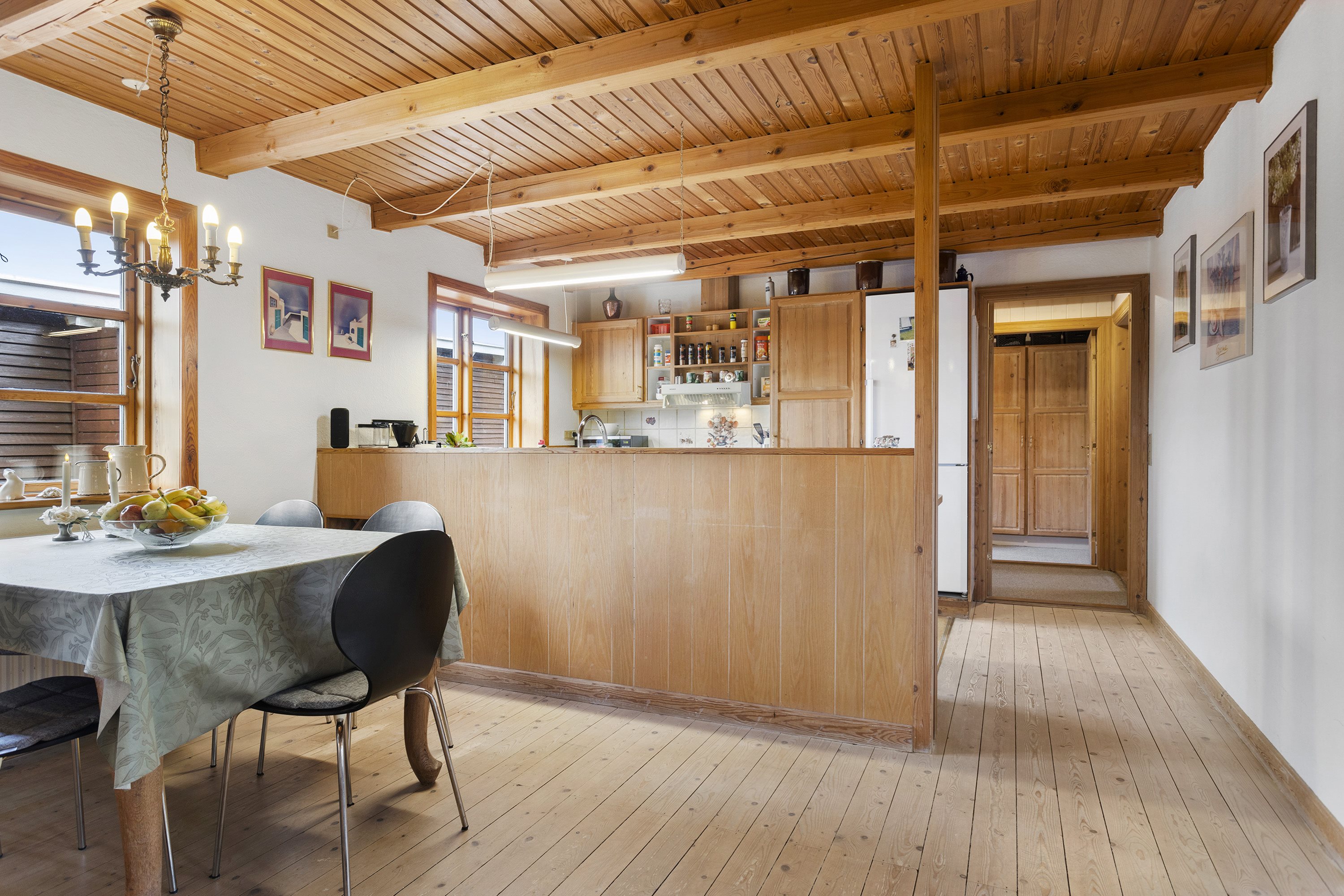 Fremhævet køkken billede i fuldskærmstilstand. Billede af Kornblomstvej 24, 9300 Sæby