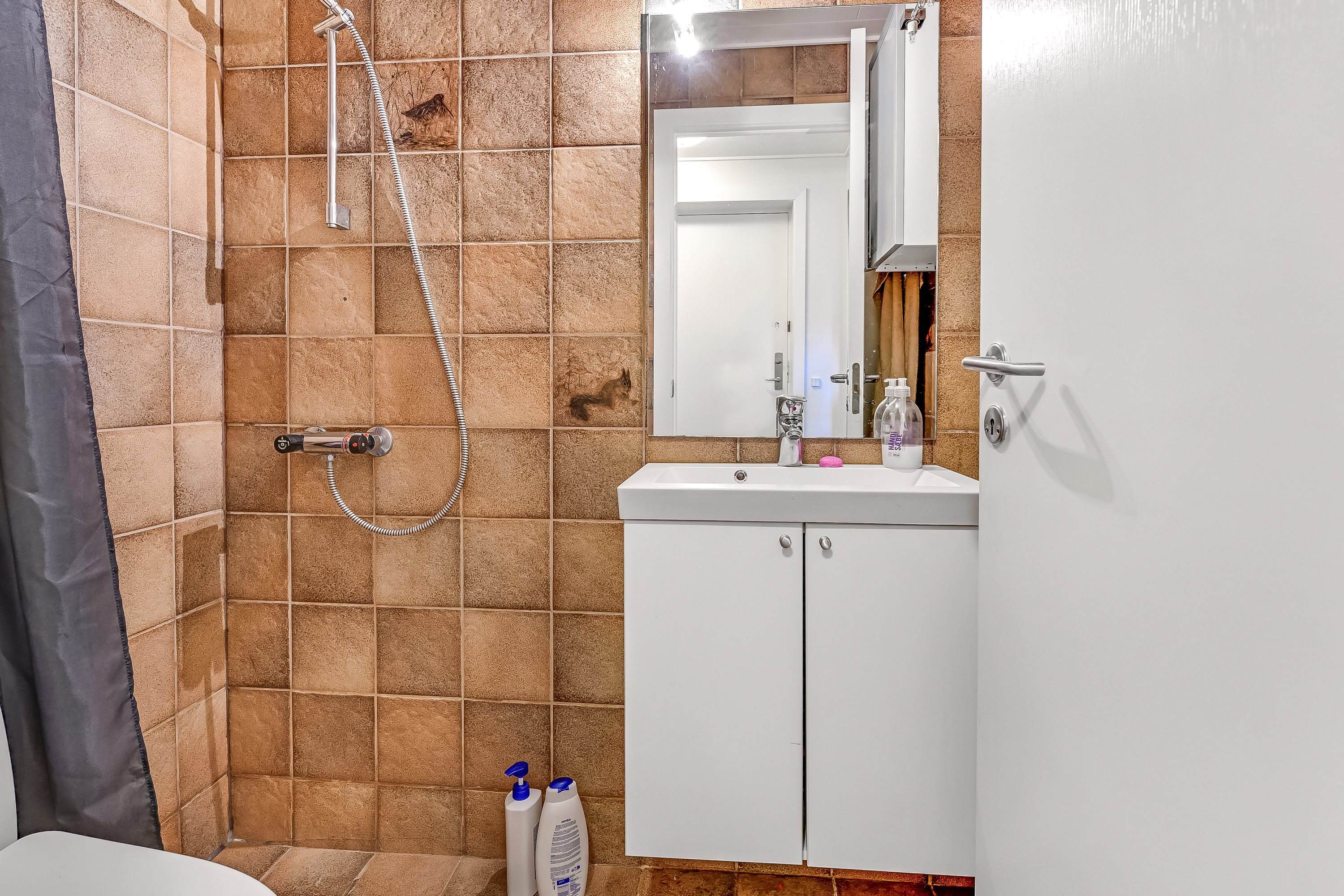 Fremhævet badeværelse billede i fuldskærmstilstand. Billede af Kildevej 8, Hjerting, 6710 Esbjerg V