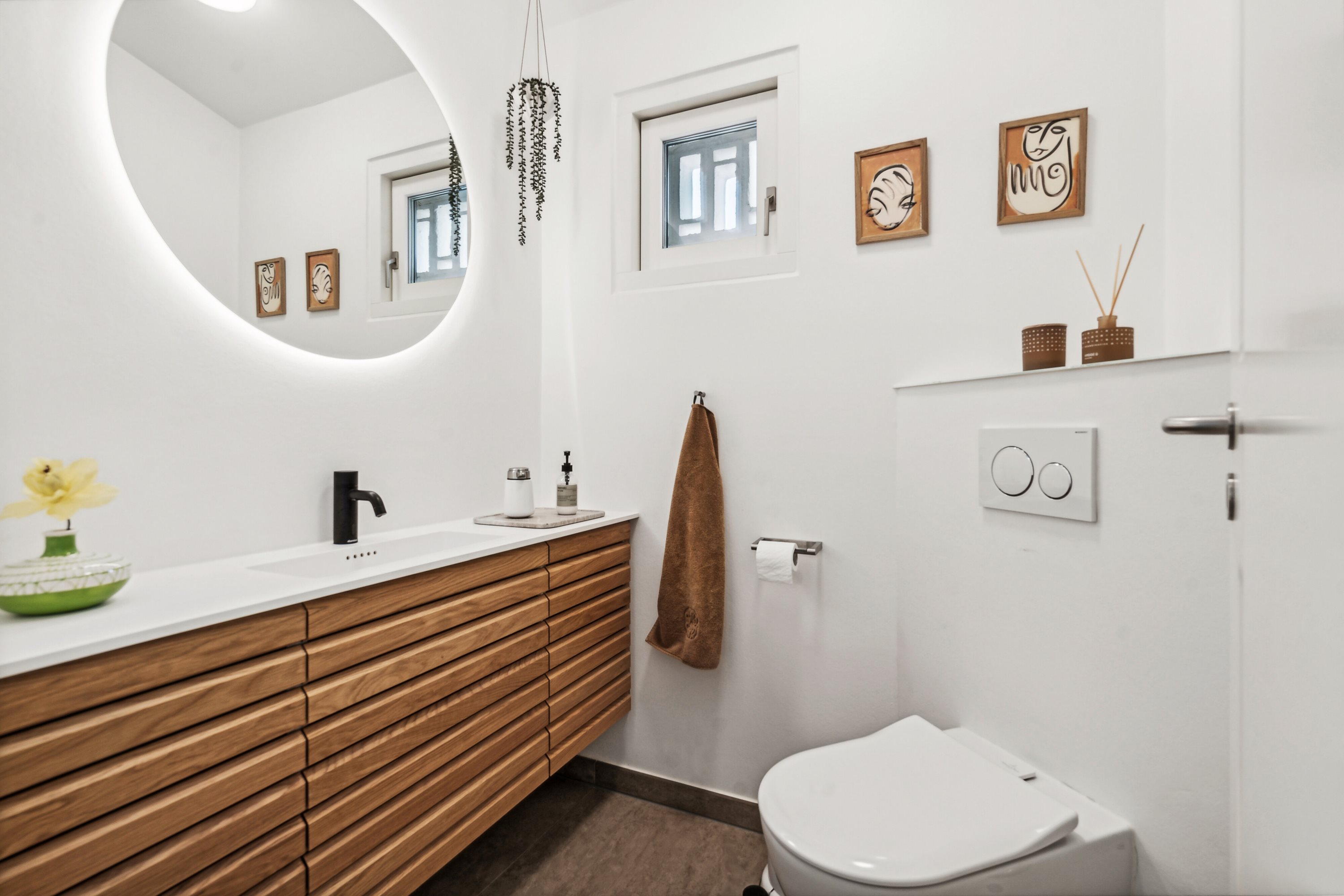 Fremhævet badeværelse billede i fuldskærmstilstand. Billede af Dyrhave 31, Dyrhave, 6200 Aabenraa